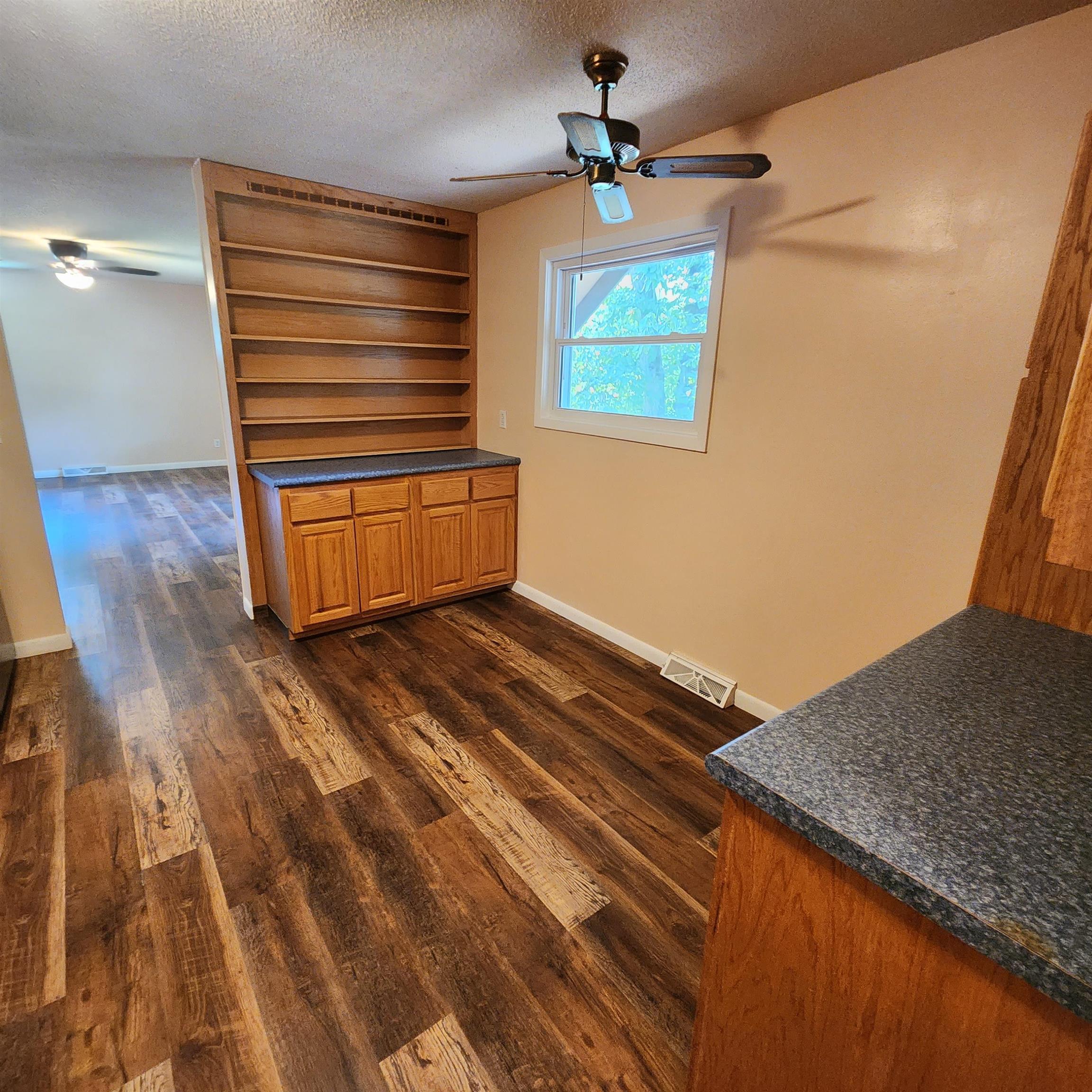 61 E Lakeshore  Cherokee Village, AR