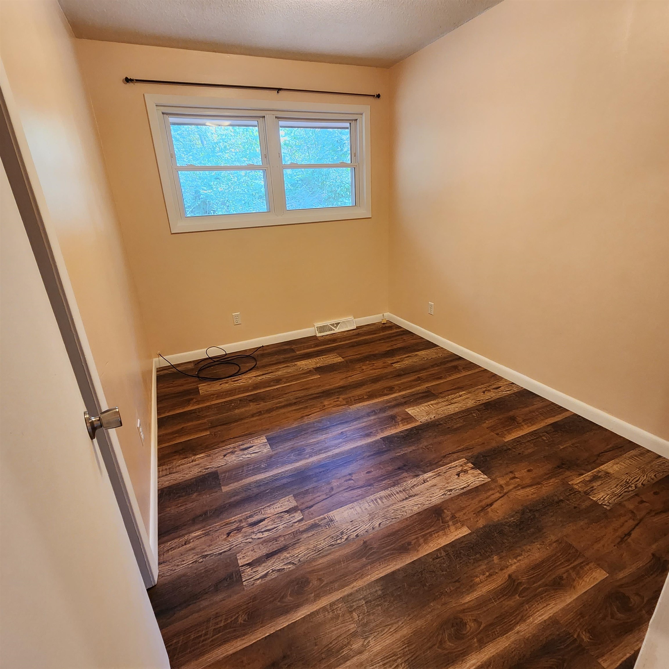 61 E Lakeshore  Cherokee Village, AR
