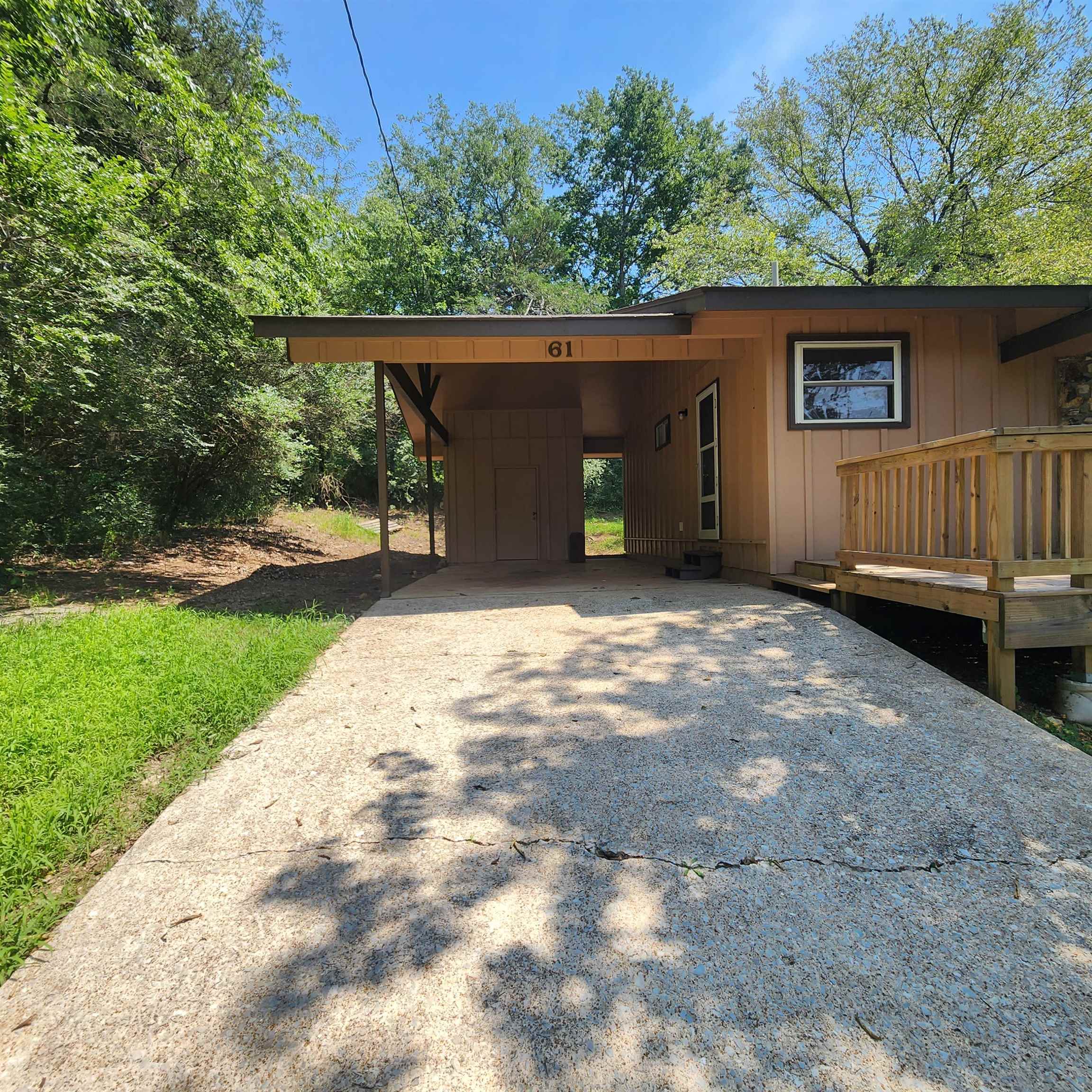 61 E Lakeshore  Cherokee Village, AR
