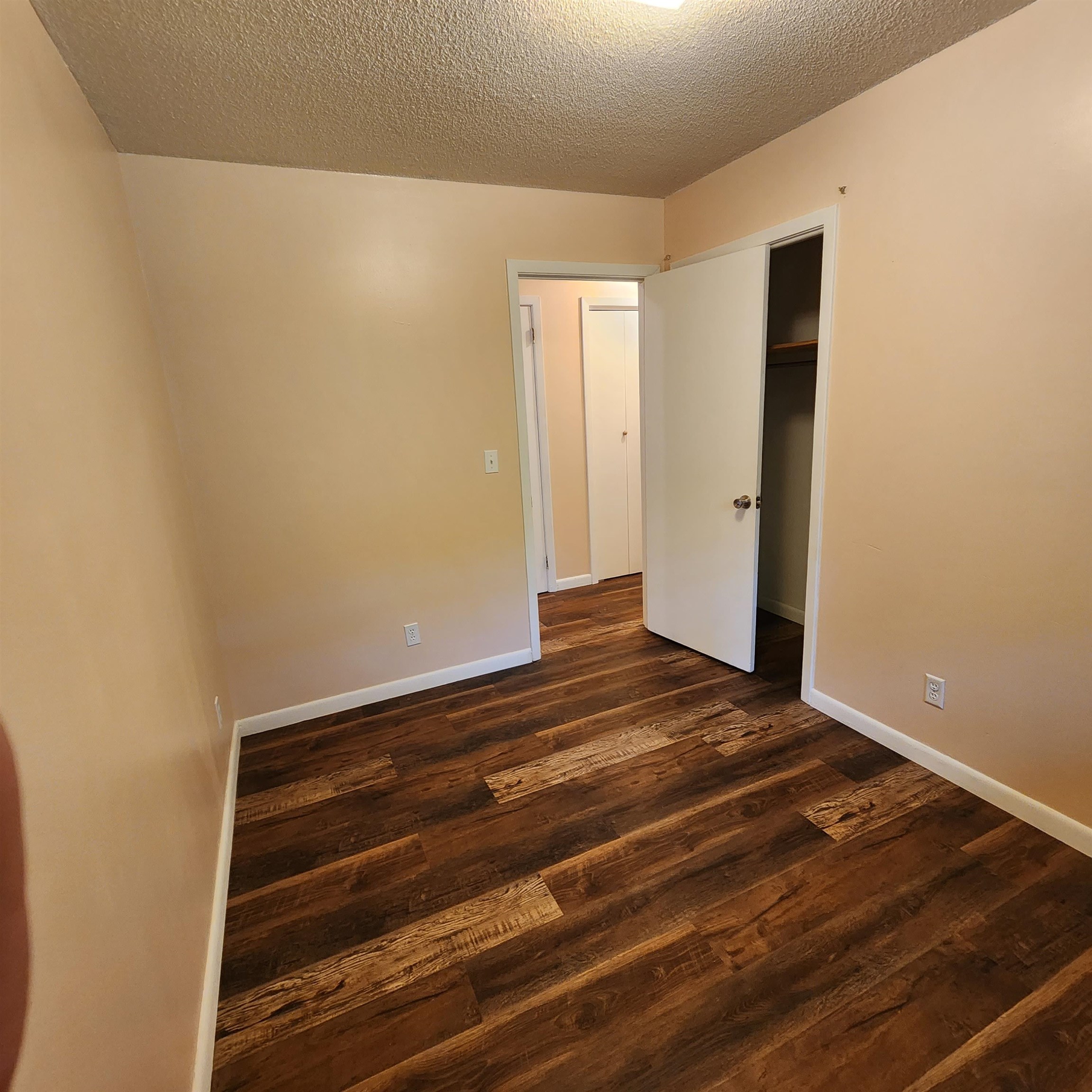61 E Lakeshore  Cherokee Village, AR