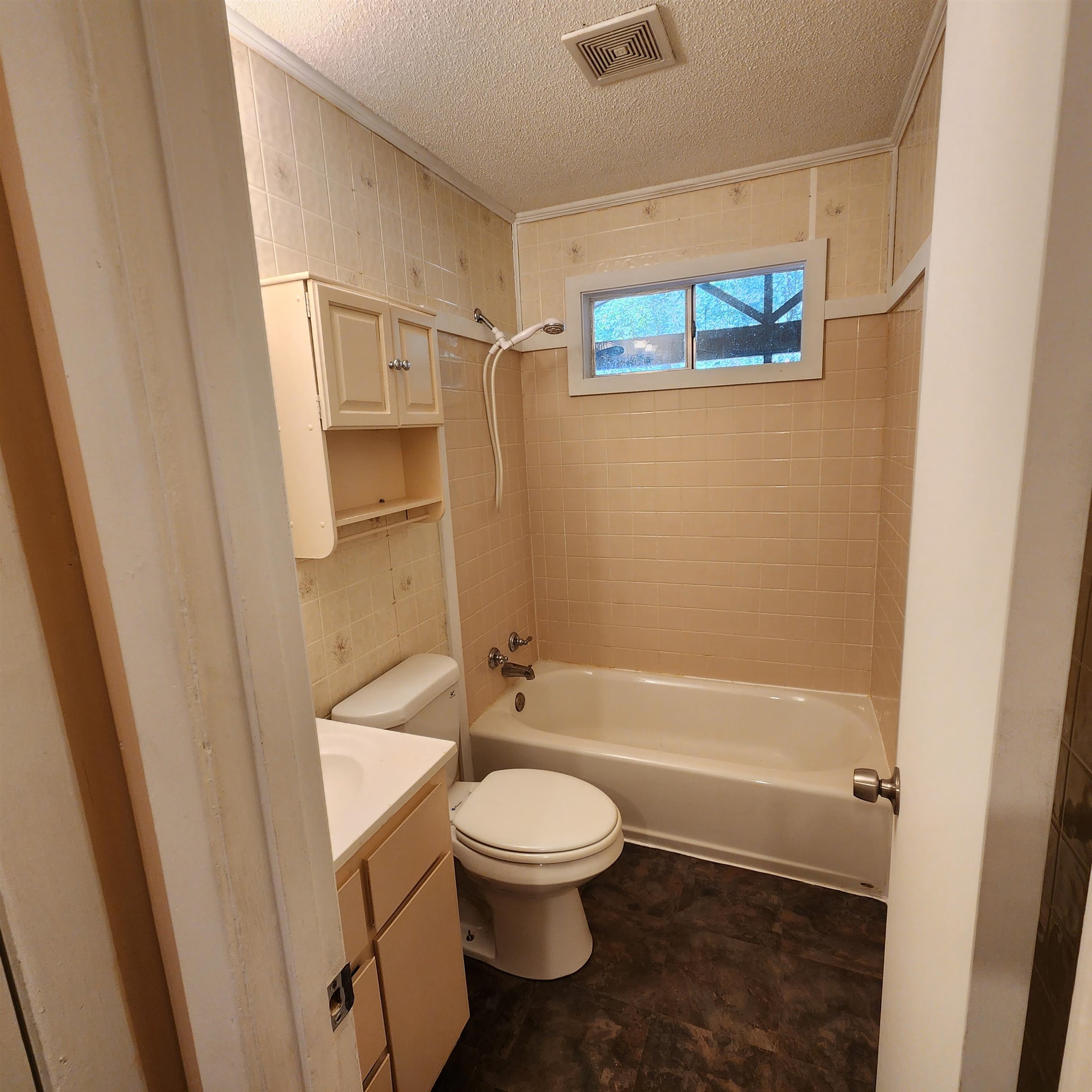 61 E Lakeshore  Cherokee Village, AR