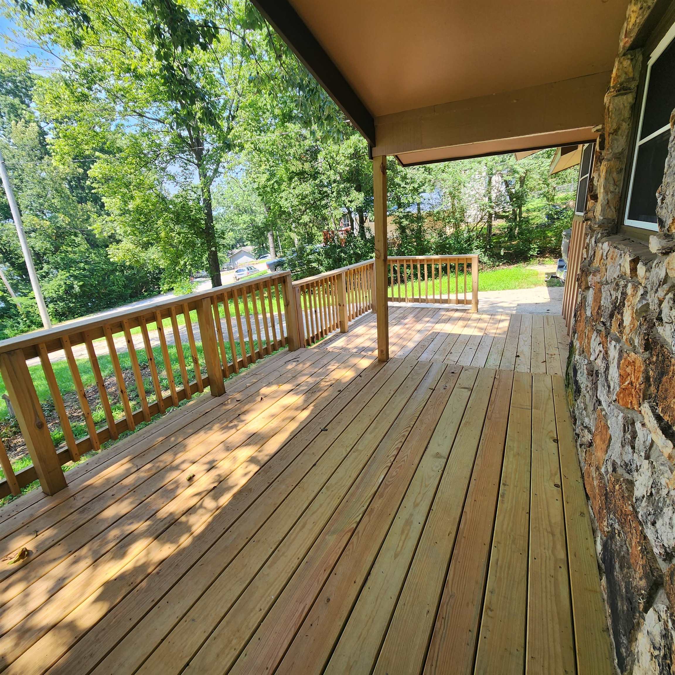 61 E Lakeshore  Cherokee Village, AR