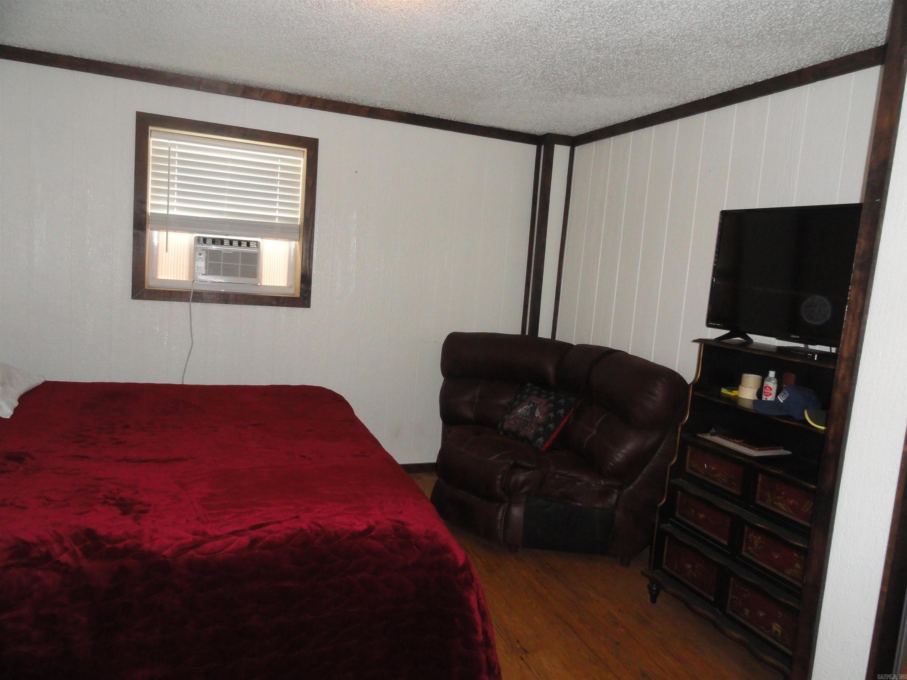 29052 US-65 Hwy Western Grove, AR 72685
