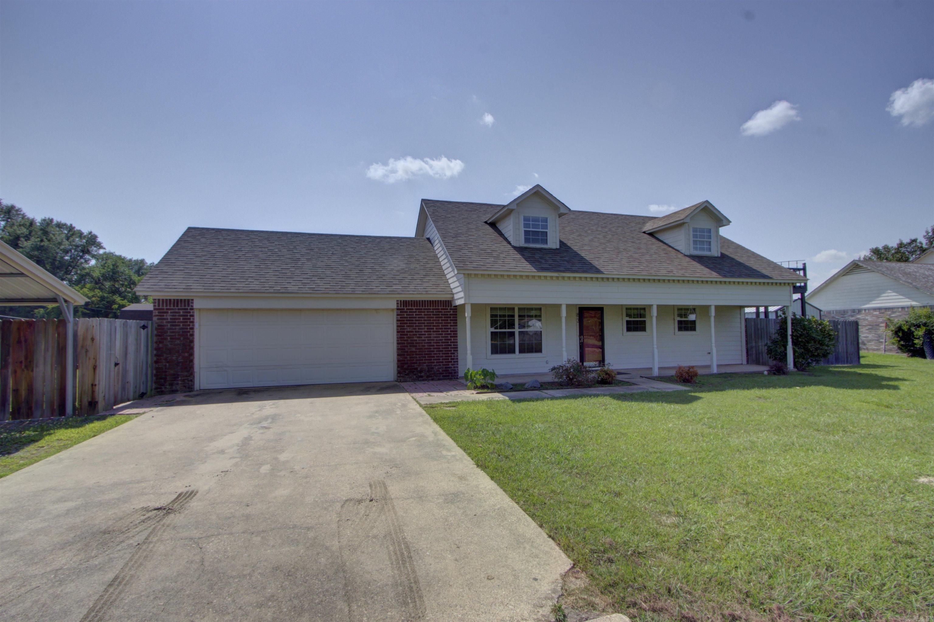 830 S Bowie, New Boston, TX 75570