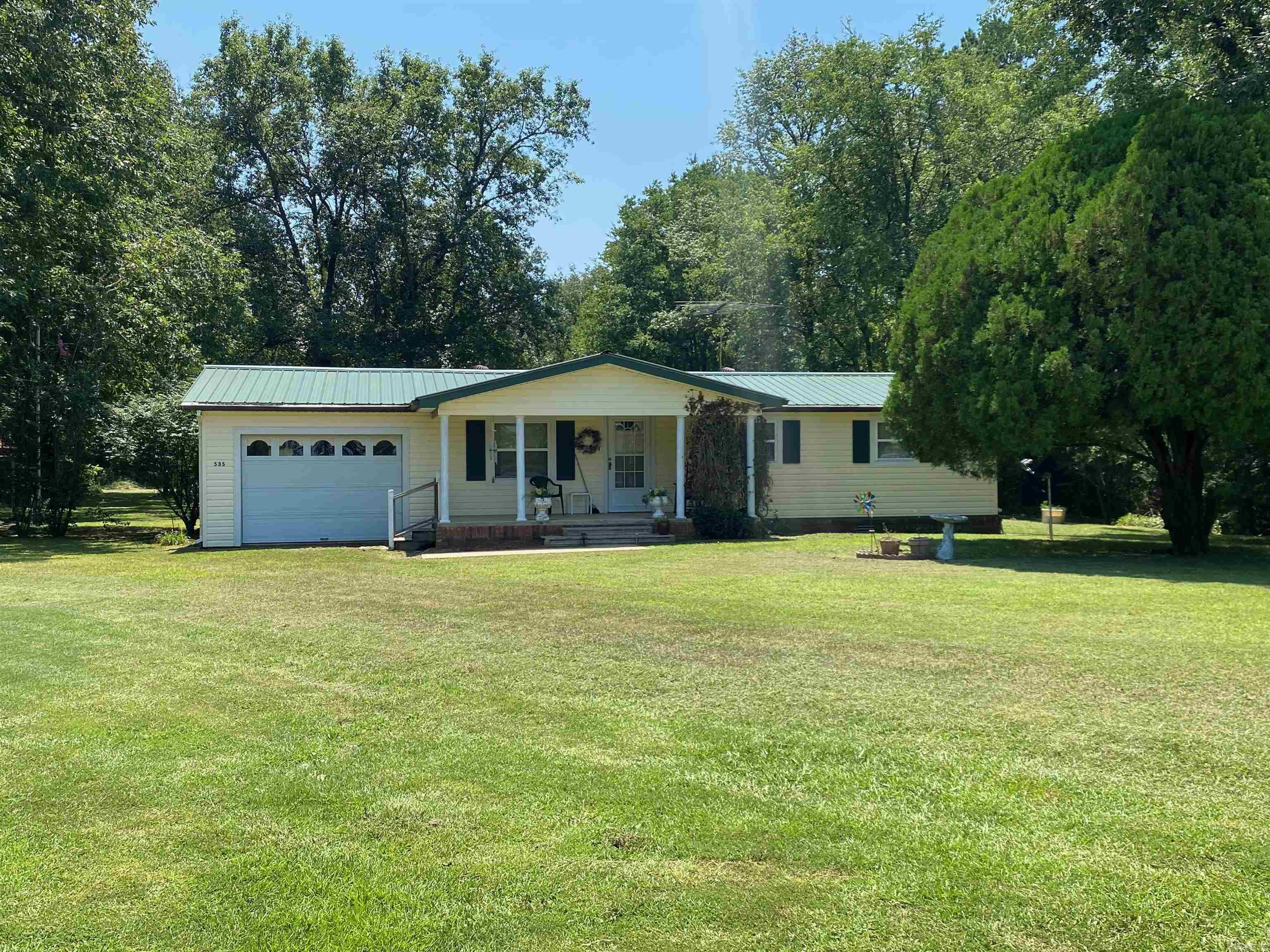 535 E 298  Story, AR