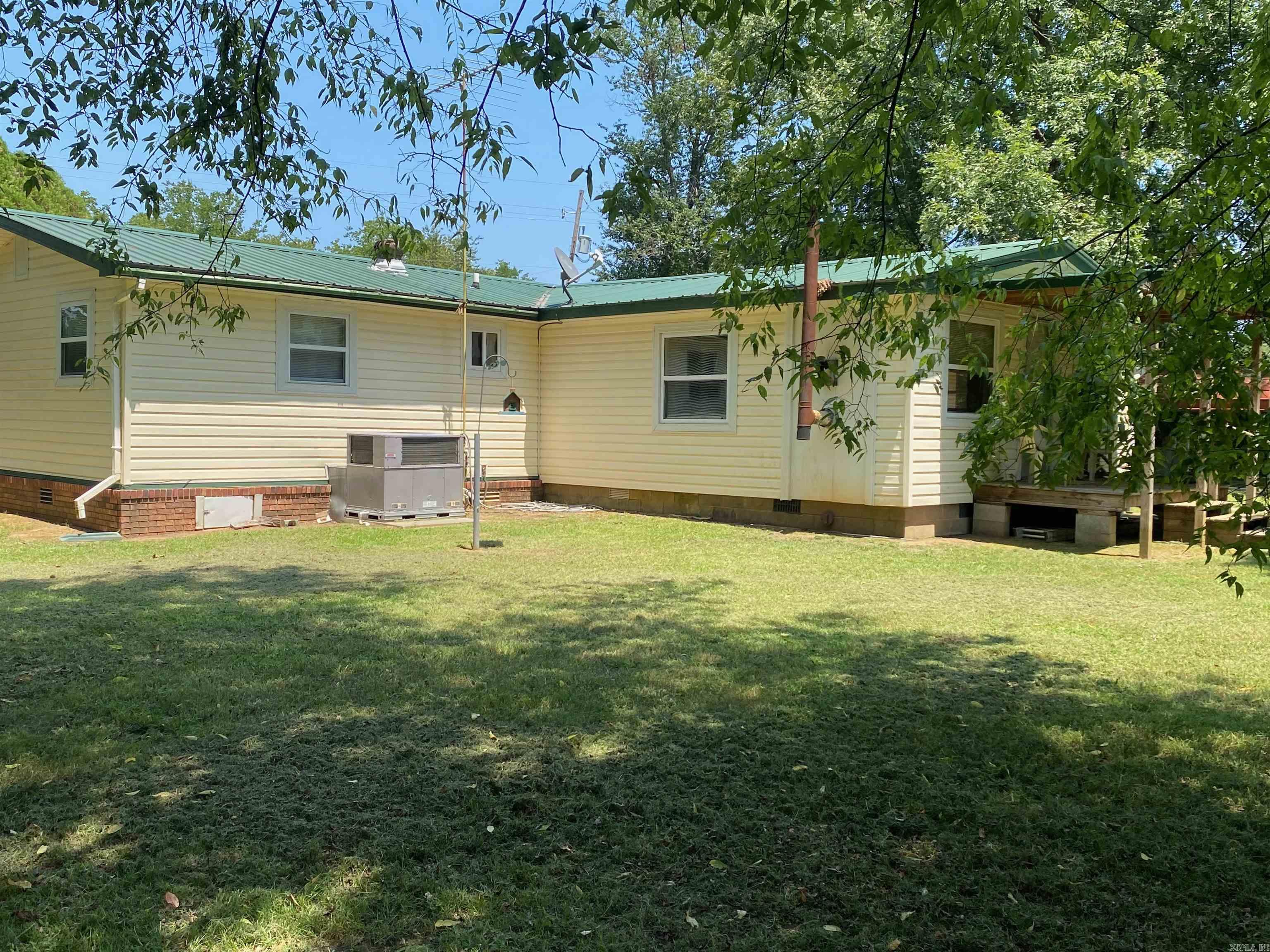 535 E 298  Story, AR