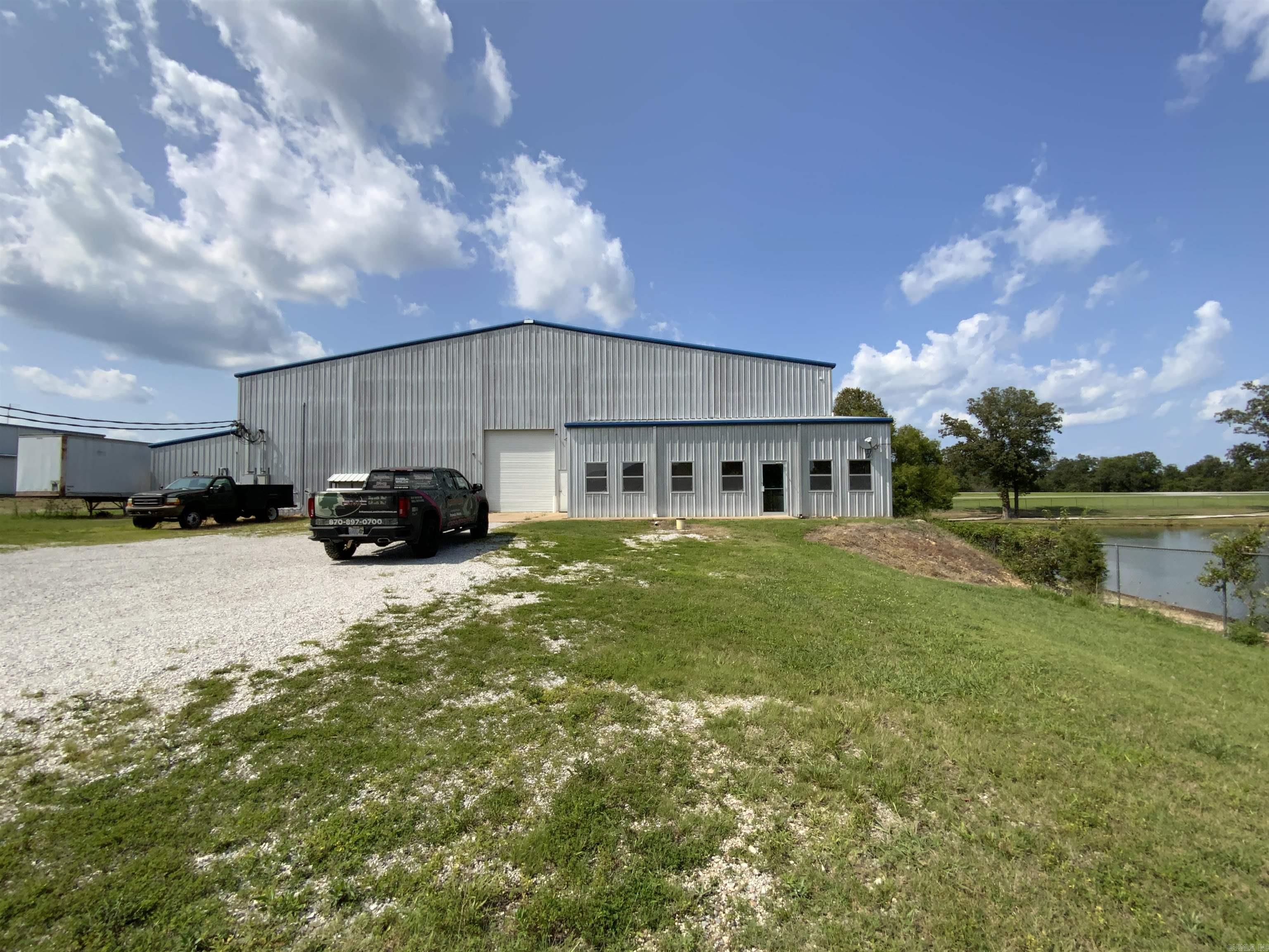 400 Killian Lake Rd, Mountain View, AR 72560