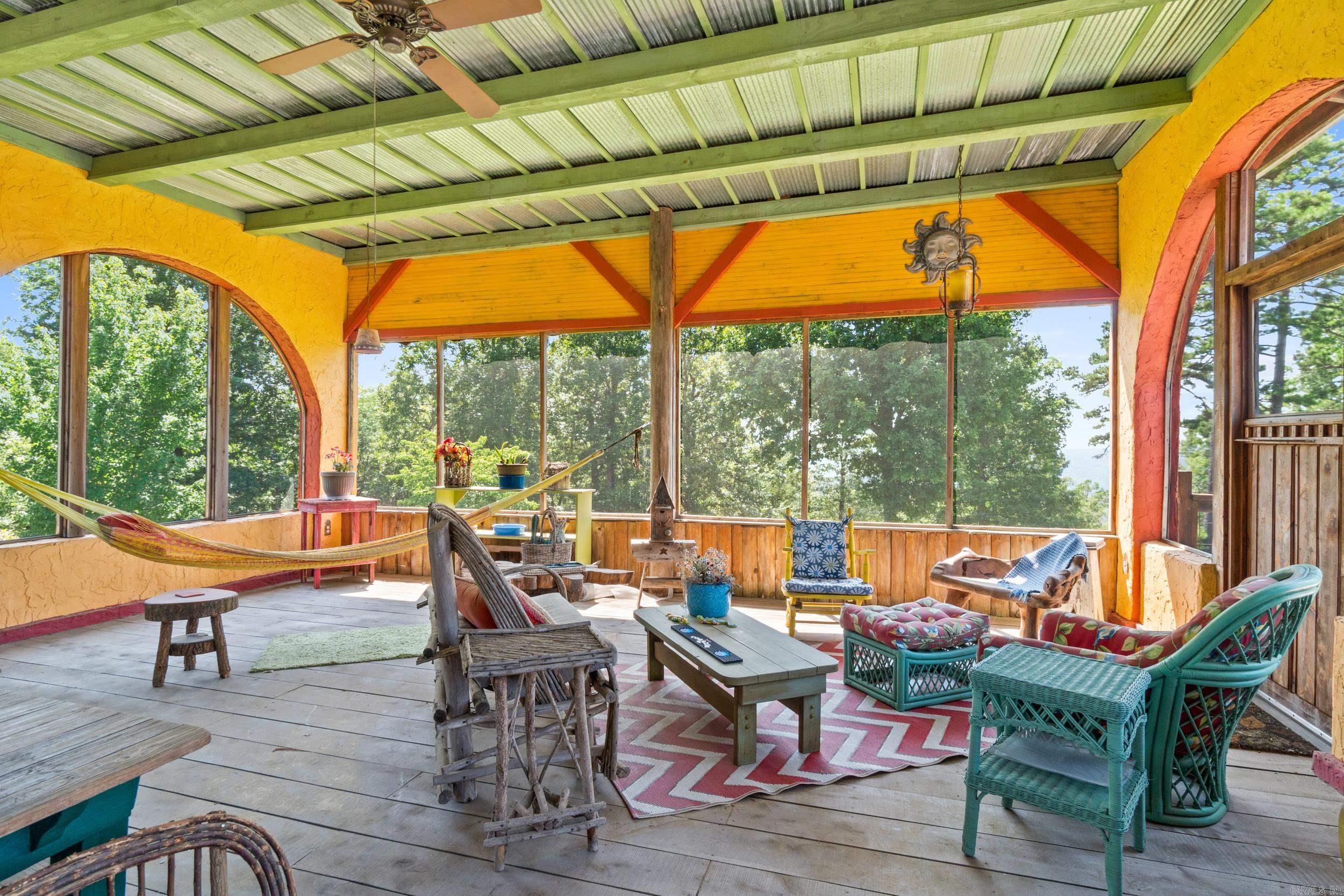 2115  Schnauzer  Harriet, AR