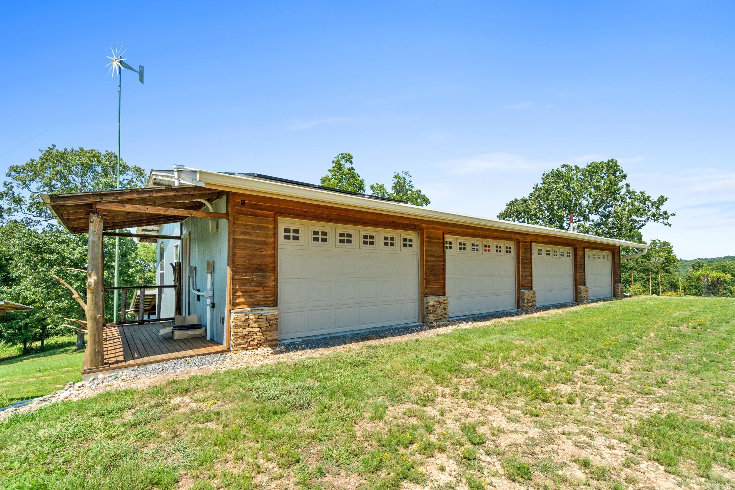 2115  Schnauzer  Harriet, AR