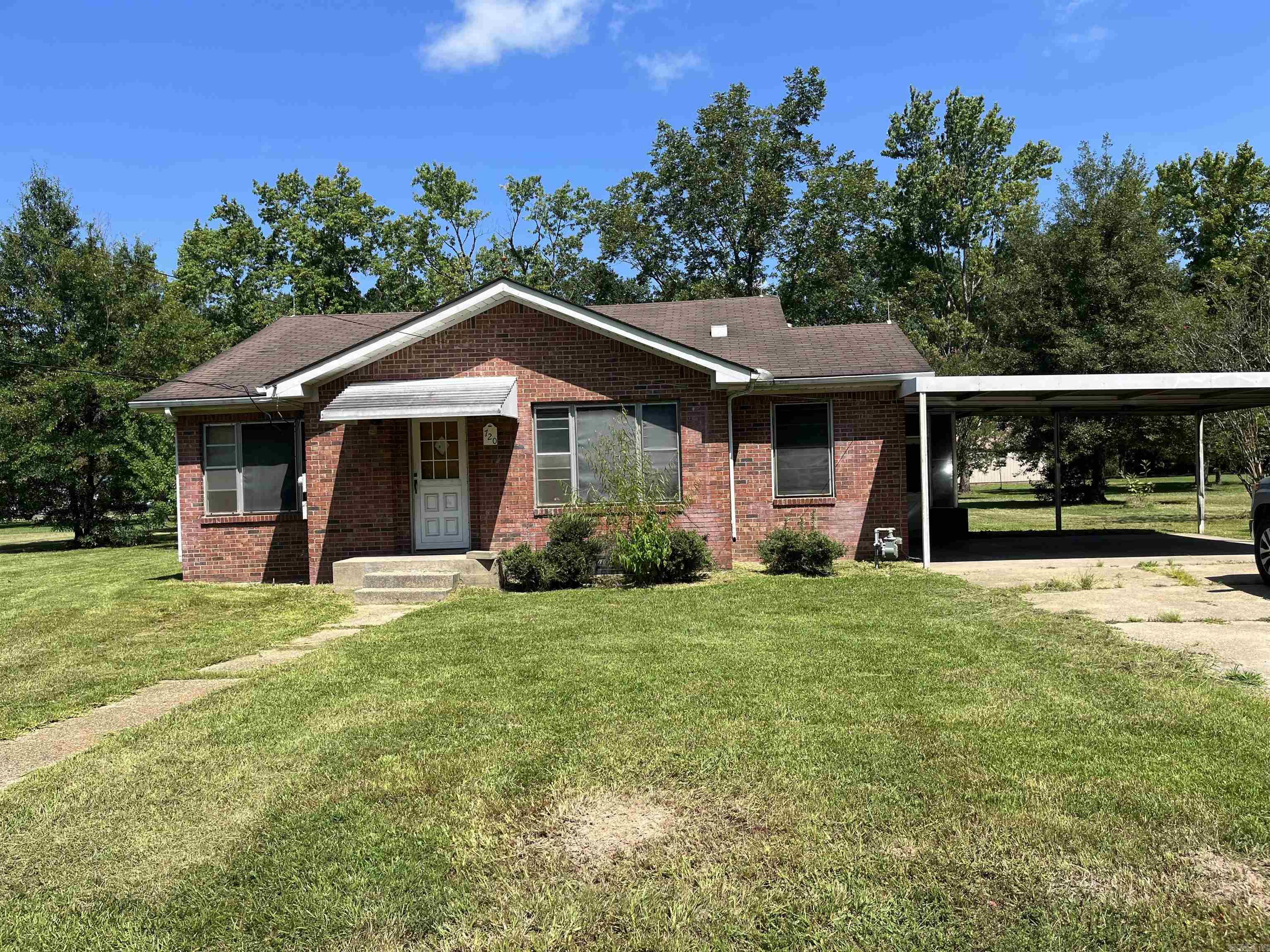 720 NE 1st  Bearden, AR