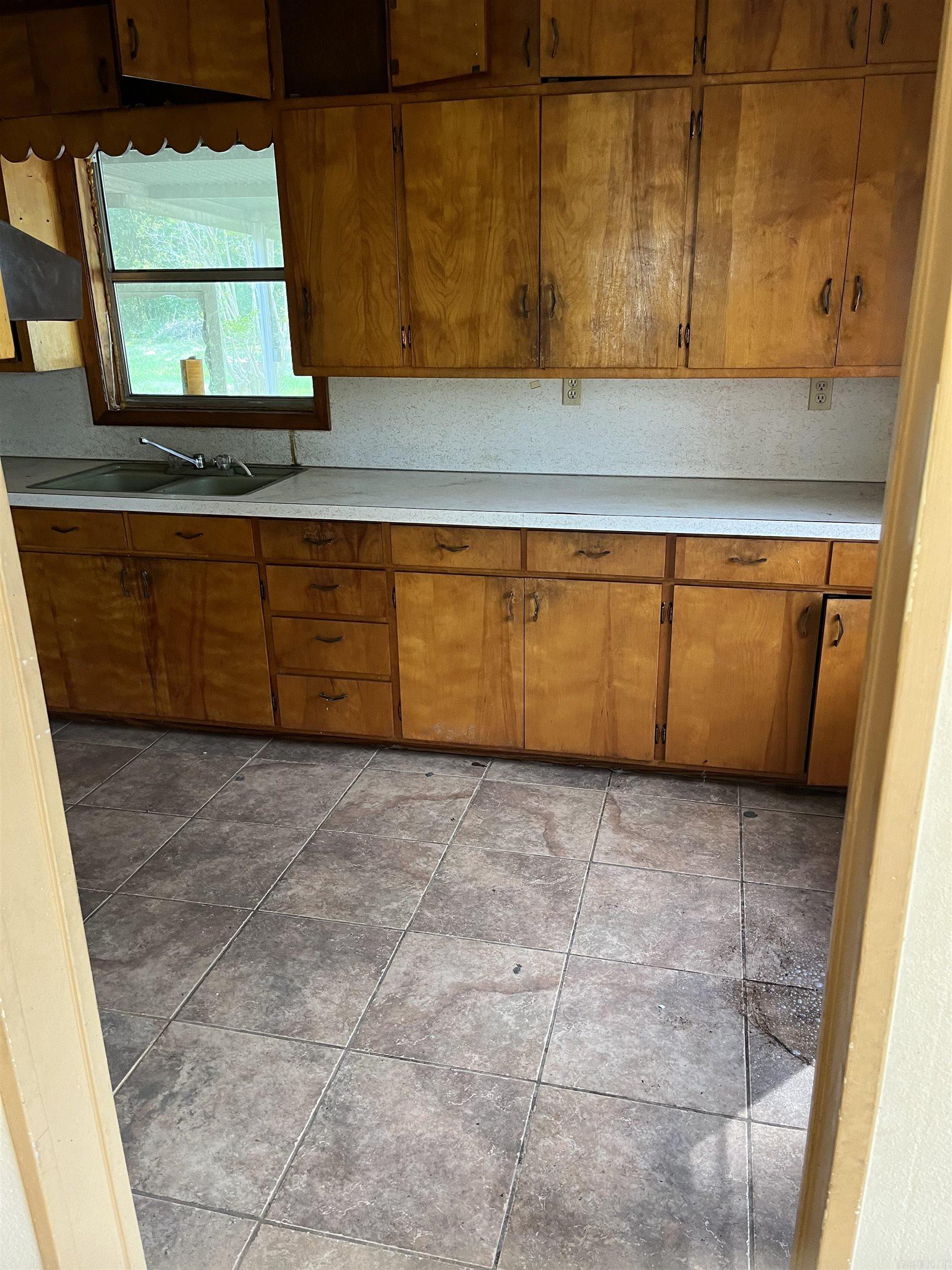 720 NE 1st  Bearden, AR