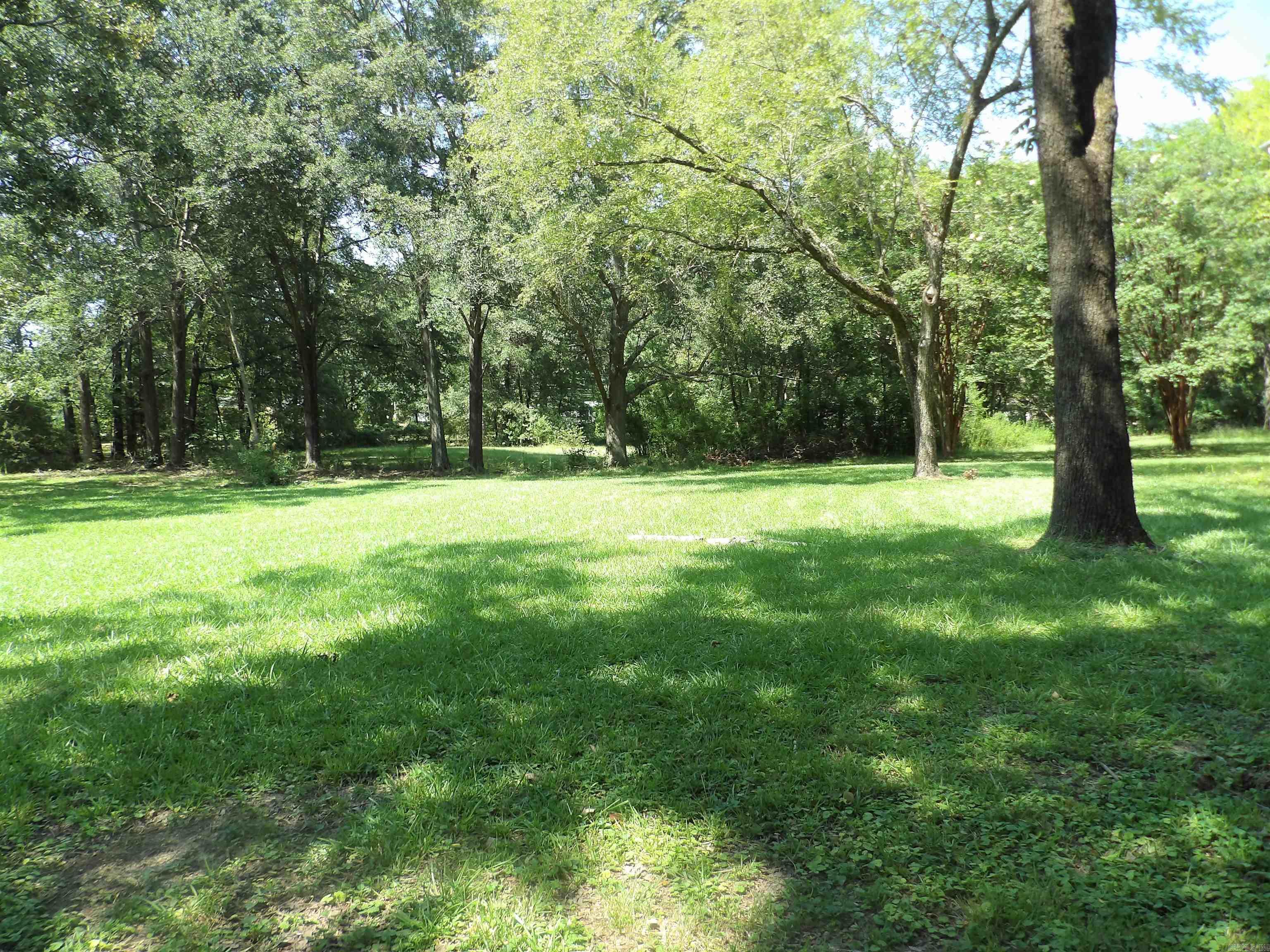 738 N Bailey  Monticello, AR