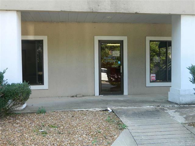 820 E Matthews, Suite F