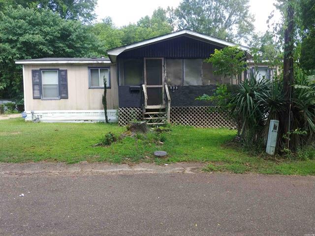 609  Lear  Camden, AR