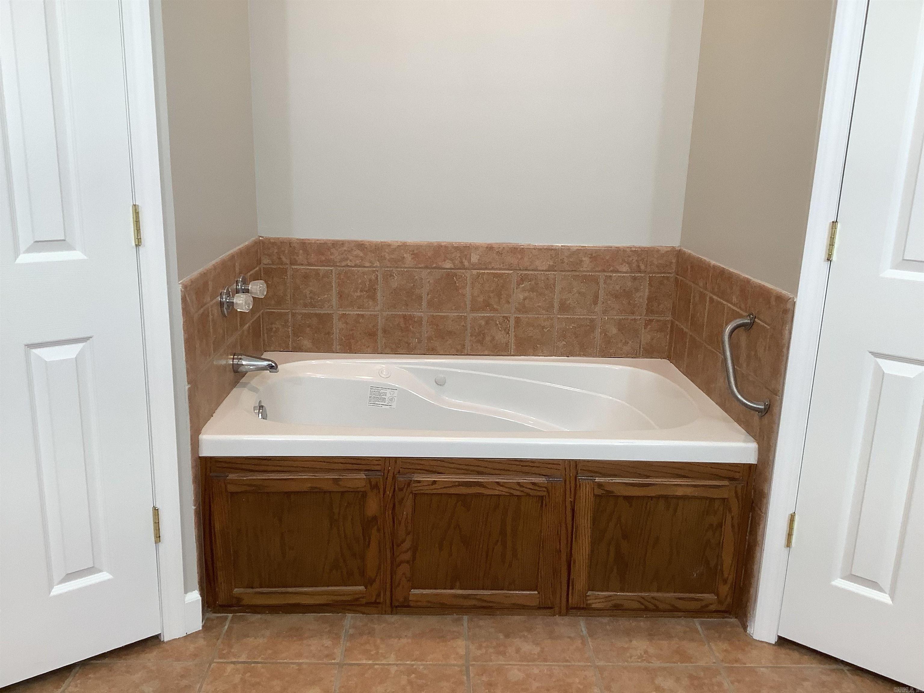 1913  N Twelfth Street  Augusta, AR
