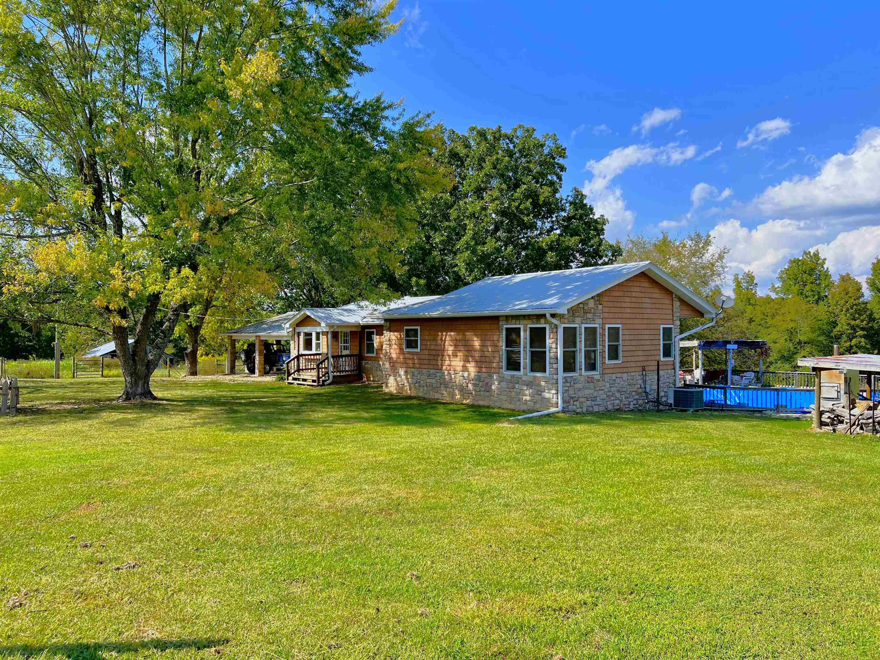 1676  Moonlight  Mammoth Spring, AR