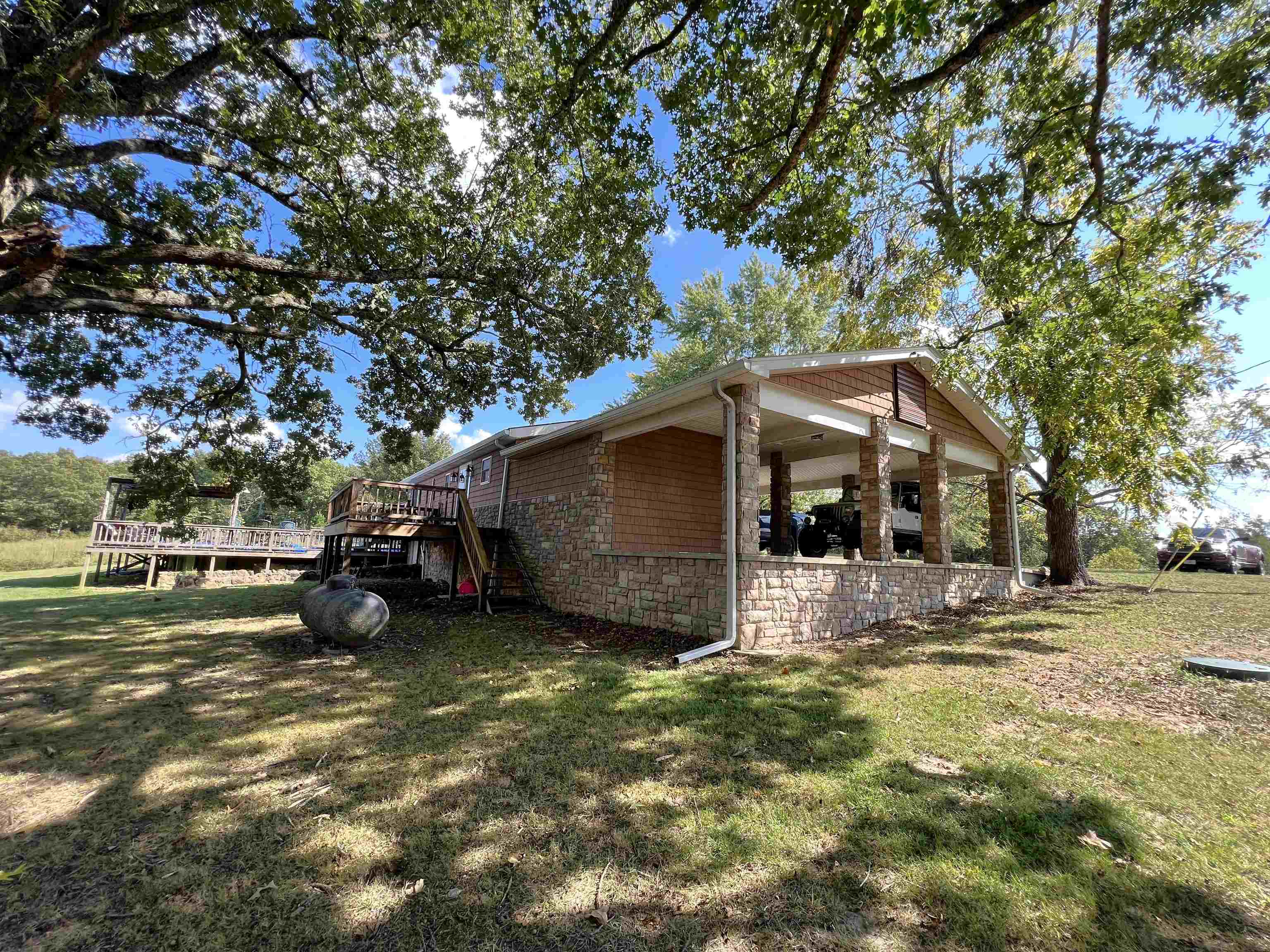 1676  Moonlight  Mammoth Spring, AR