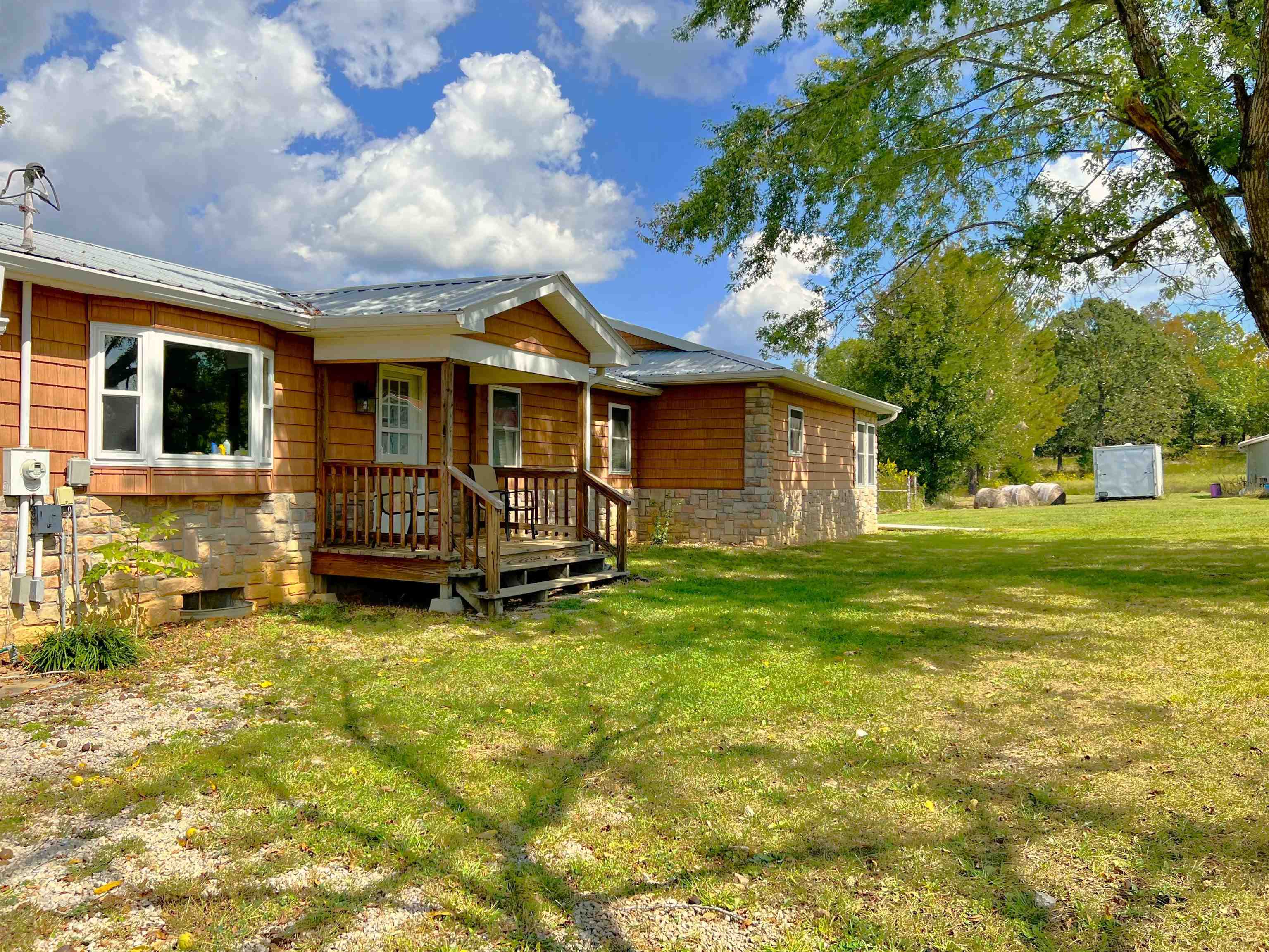 1676  Moonlight  Mammoth Spring, AR