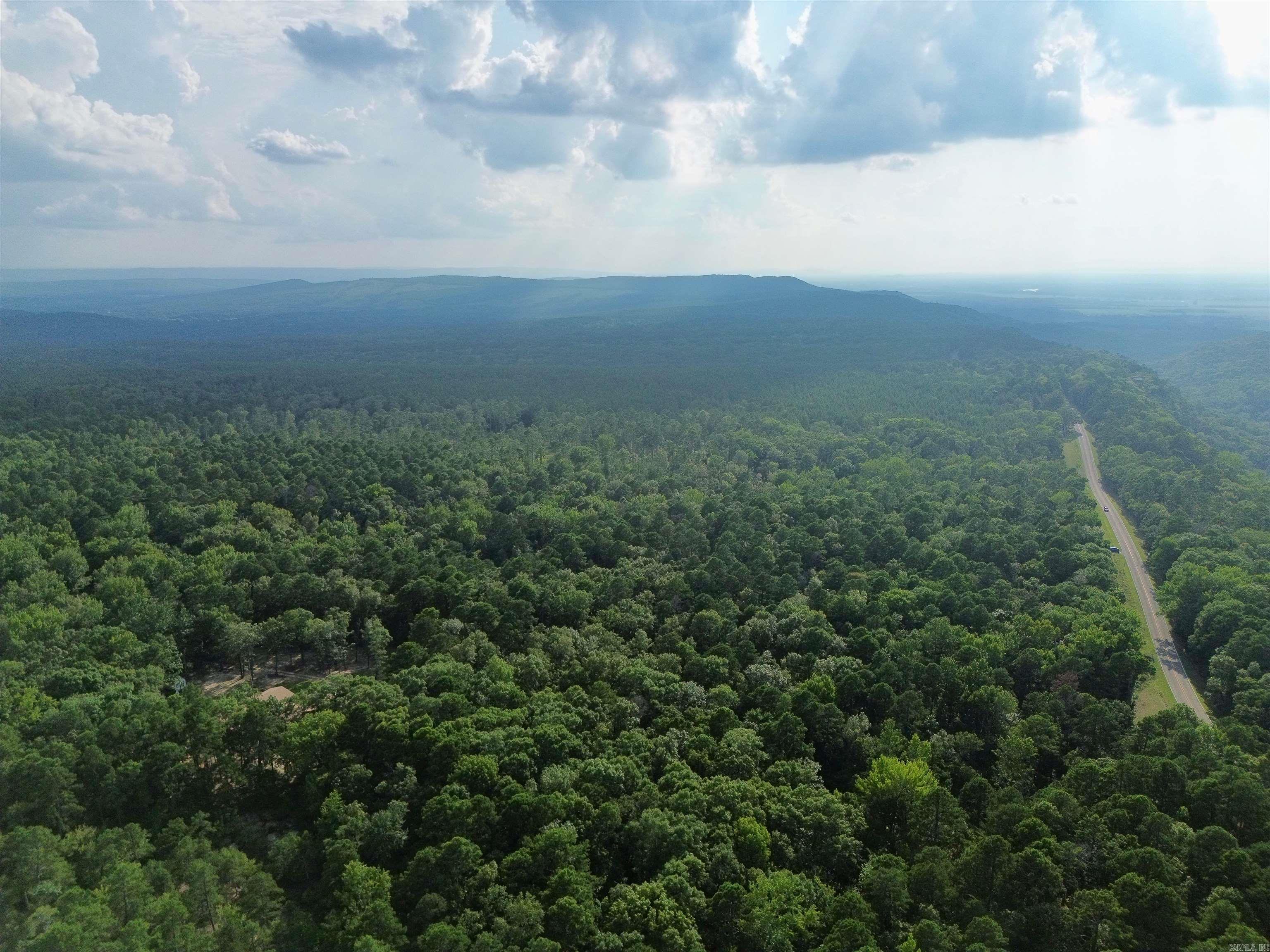35 acres  Petit Jean Mtn  Morrilton, AR