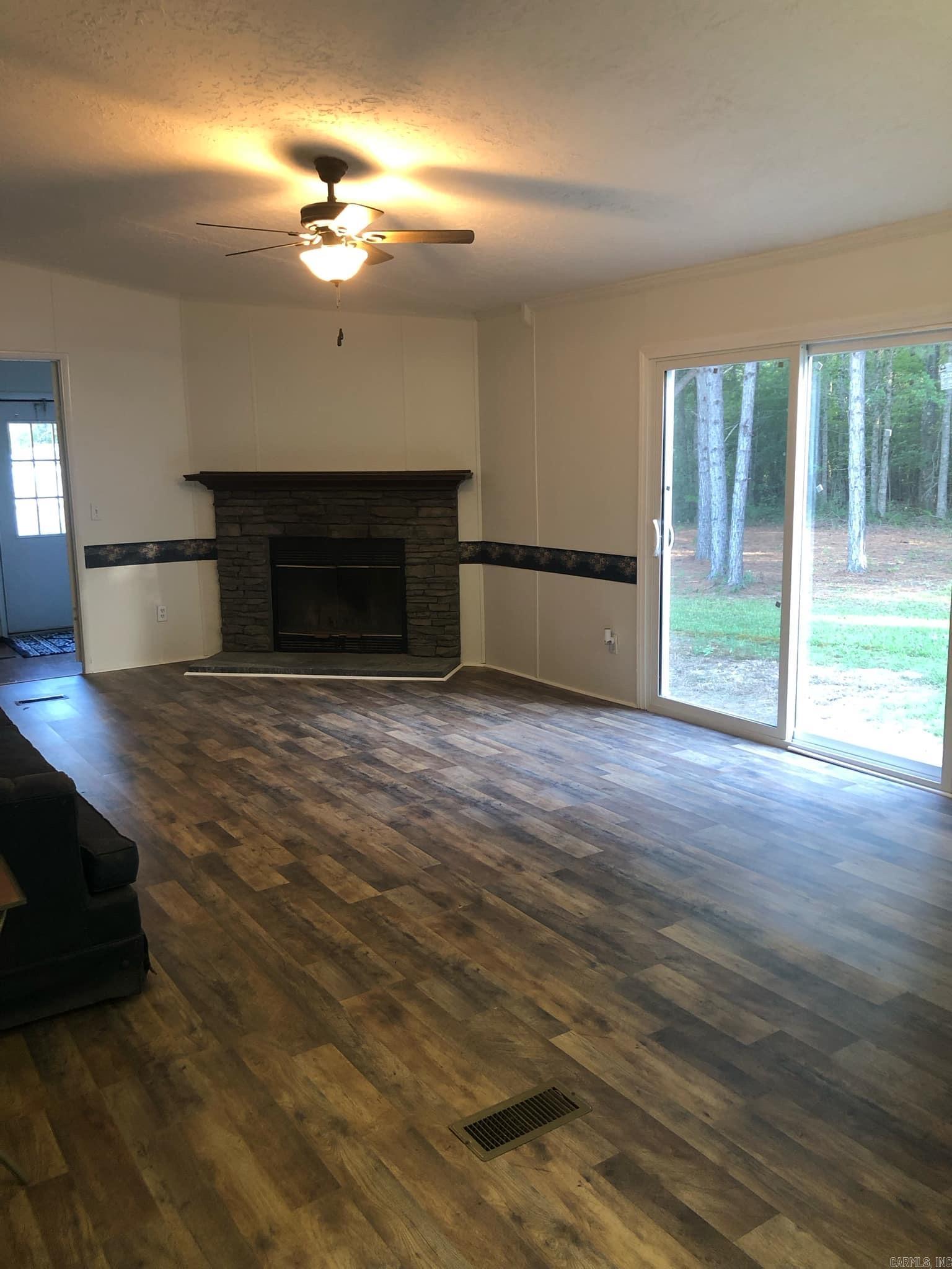 2320 E 8  Hamburg, AR
