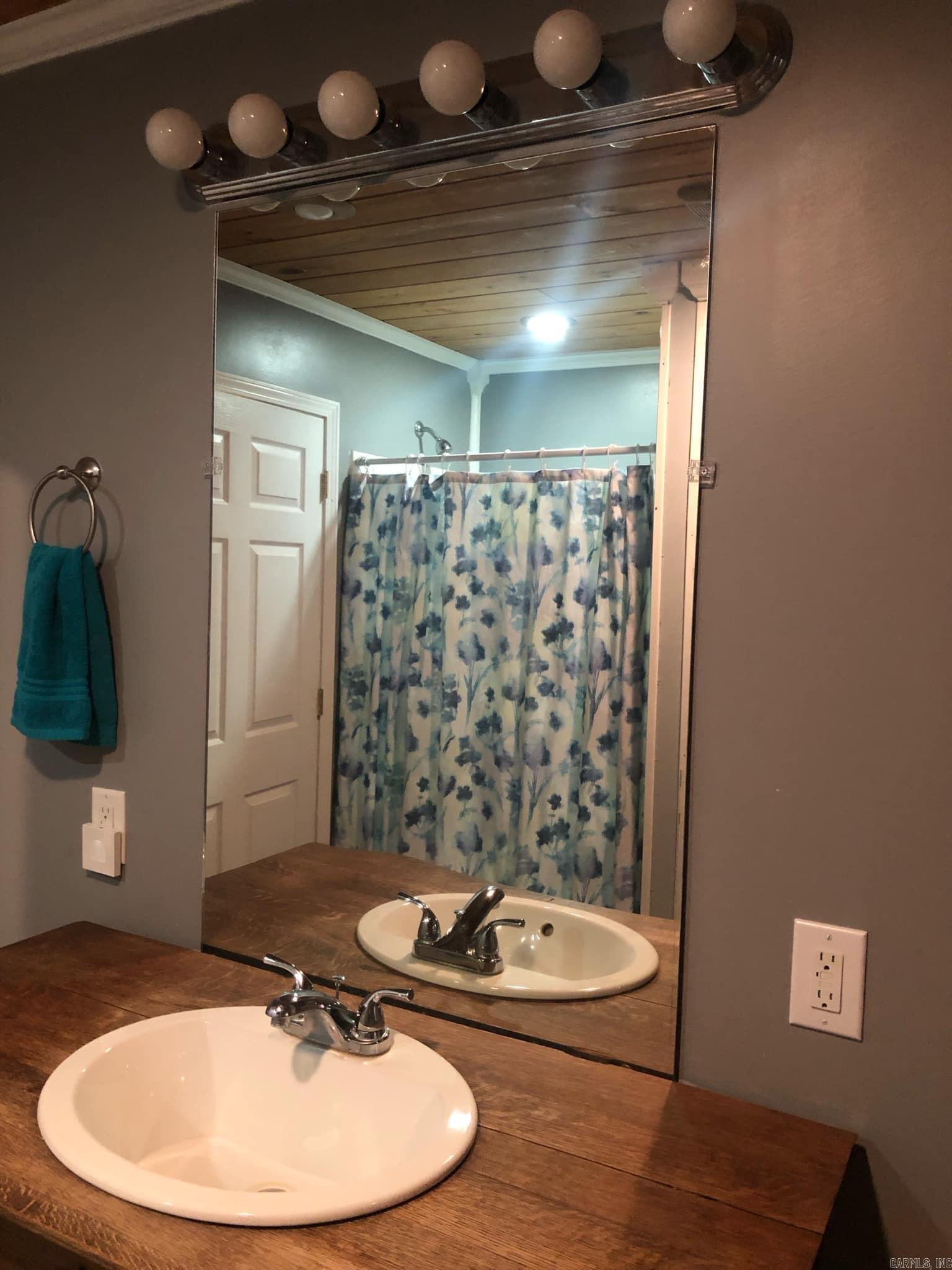 2320 E 8  Hamburg, AR