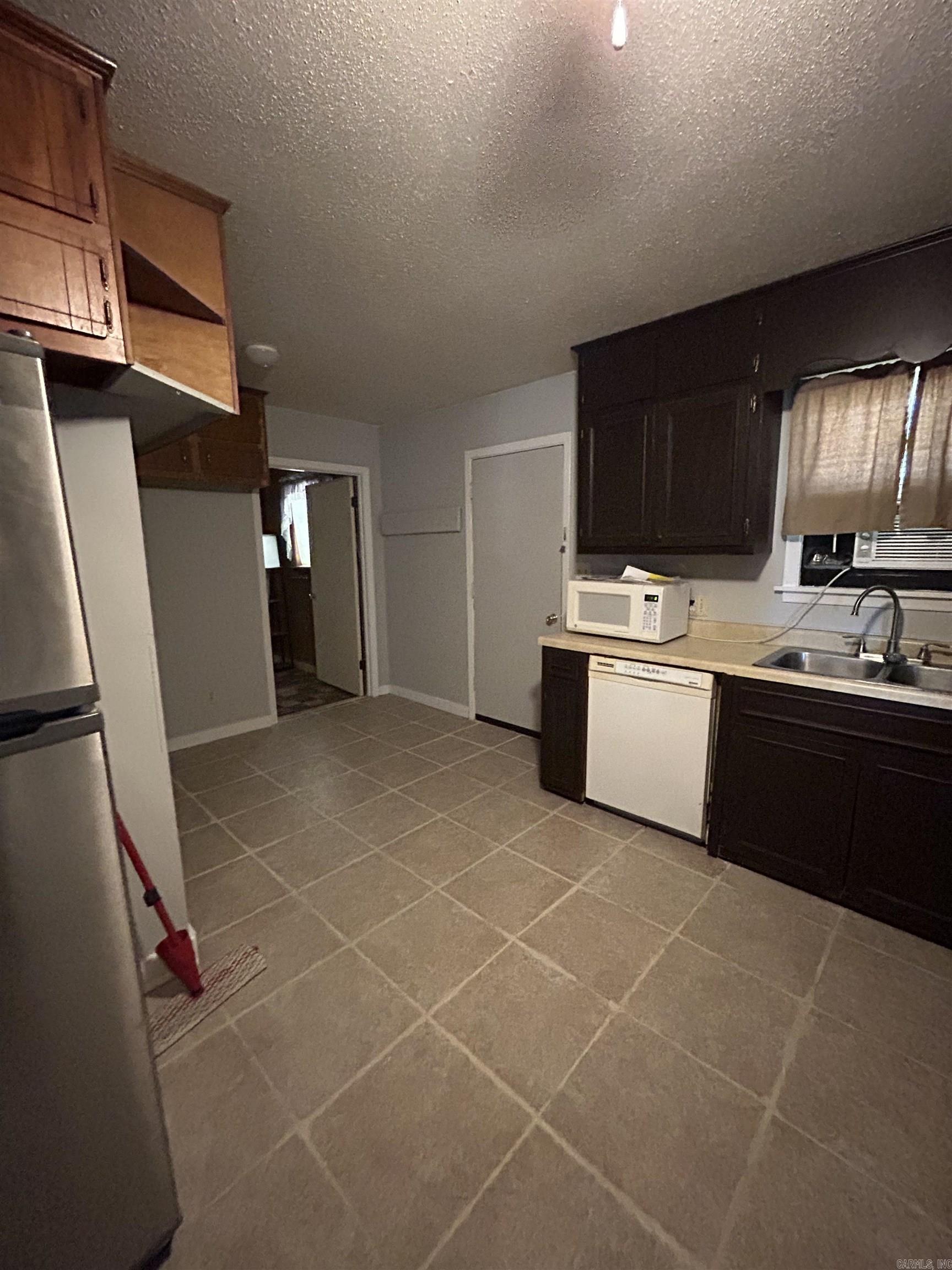 347 E Old Military Rd  Colt, AR