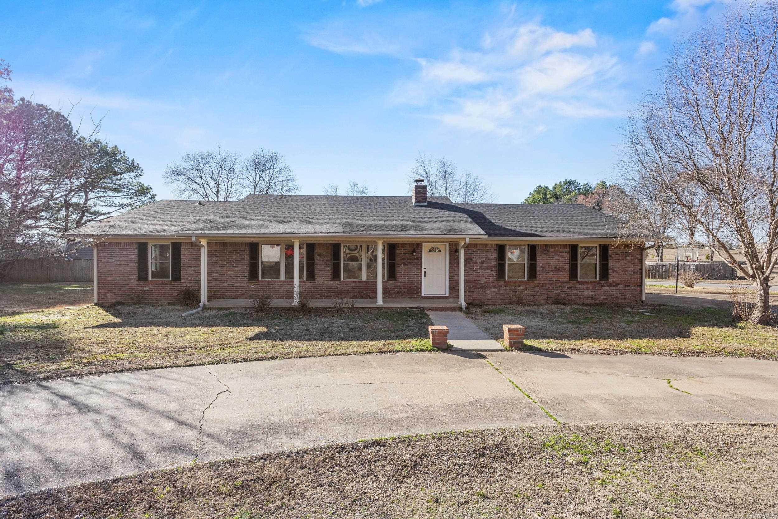 707 N Cedar