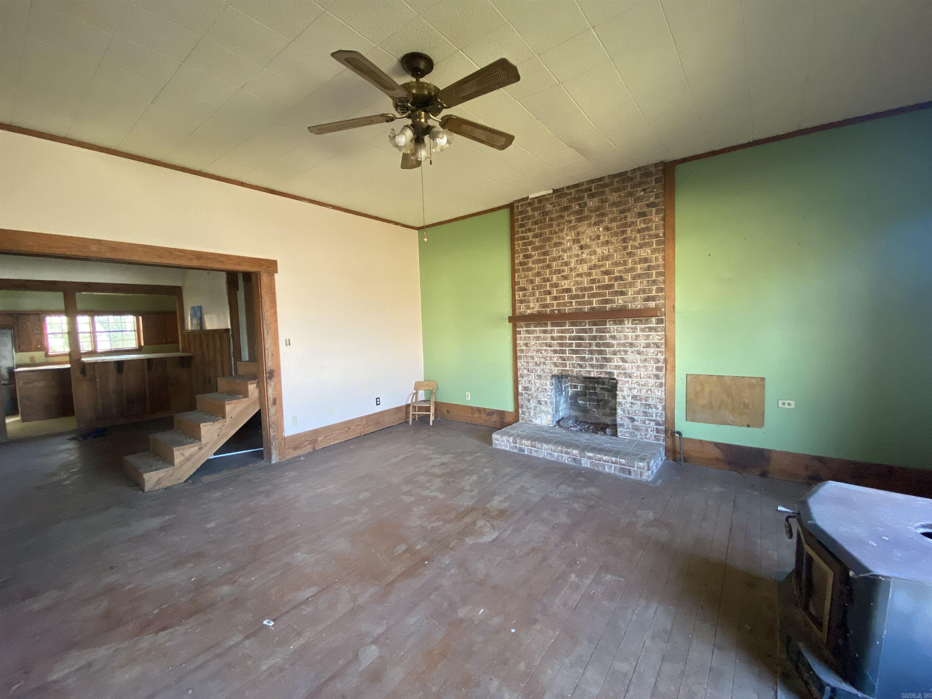 117 W Antioch St  Delight, AR