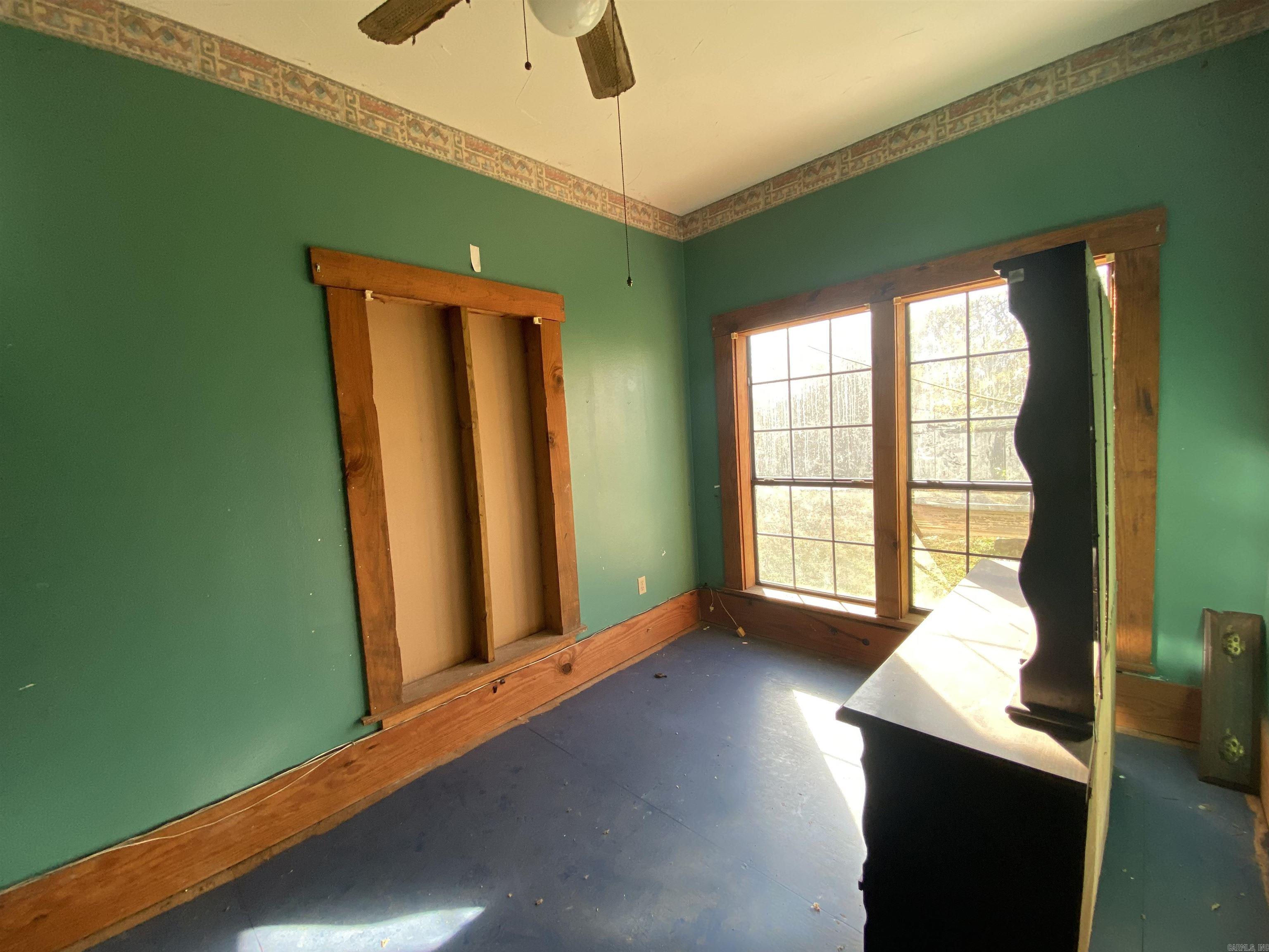 117 W Antioch St  Delight, AR