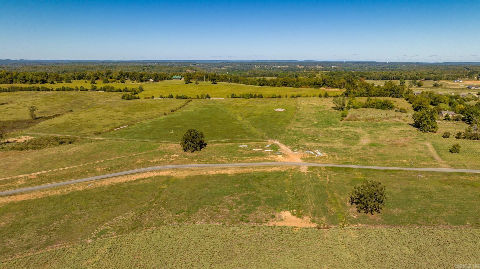 233  Castleberry Road  Greenbrier, AR
