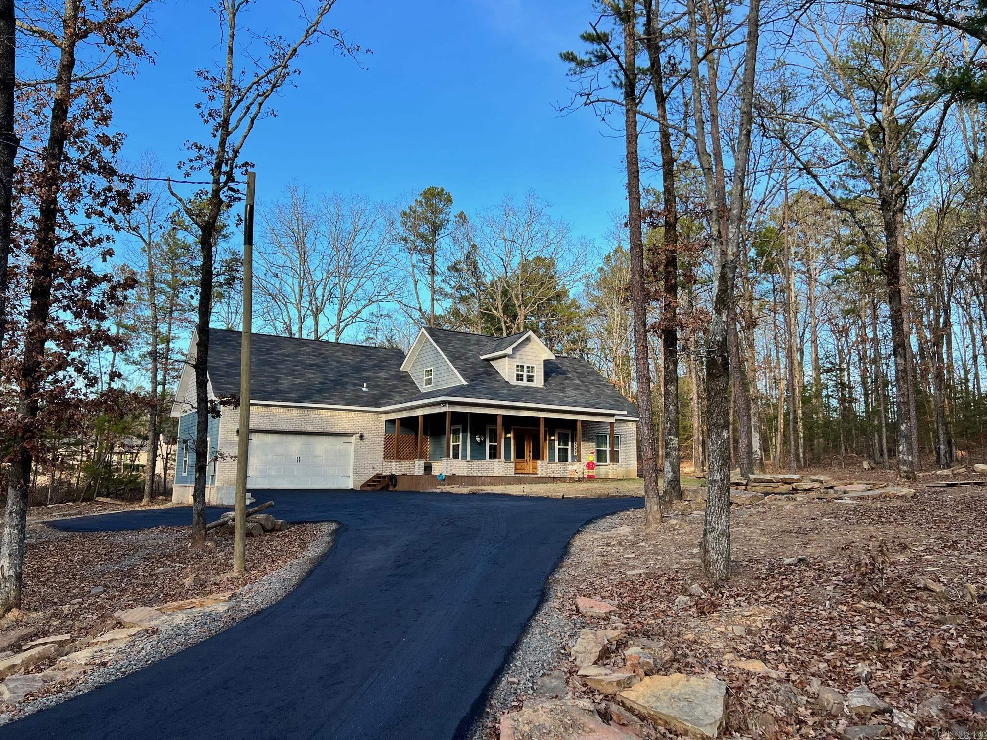 25  Laura's  Heber Springs, AR