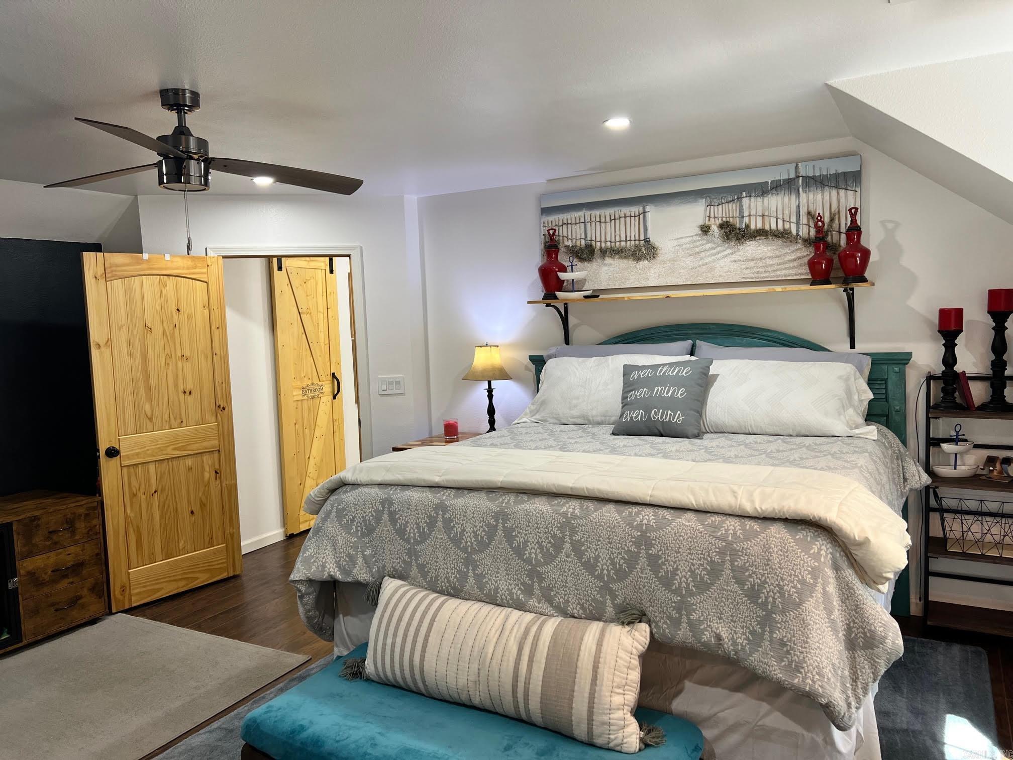 25  Laura's  Heber Springs, AR