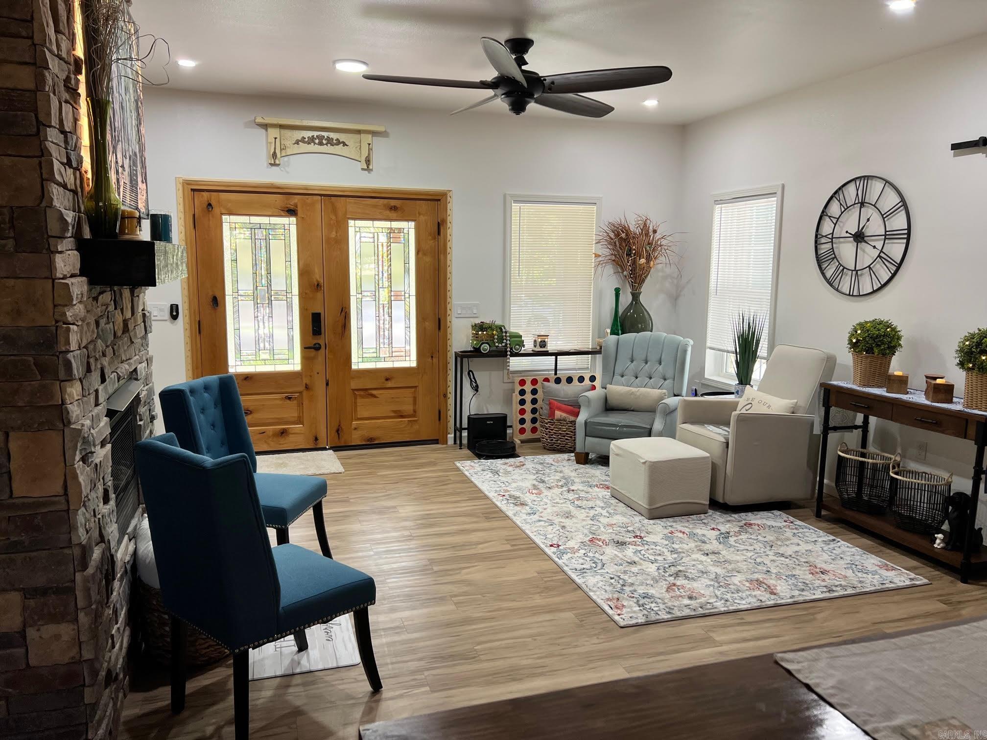 25  Laura's  Heber Springs, AR