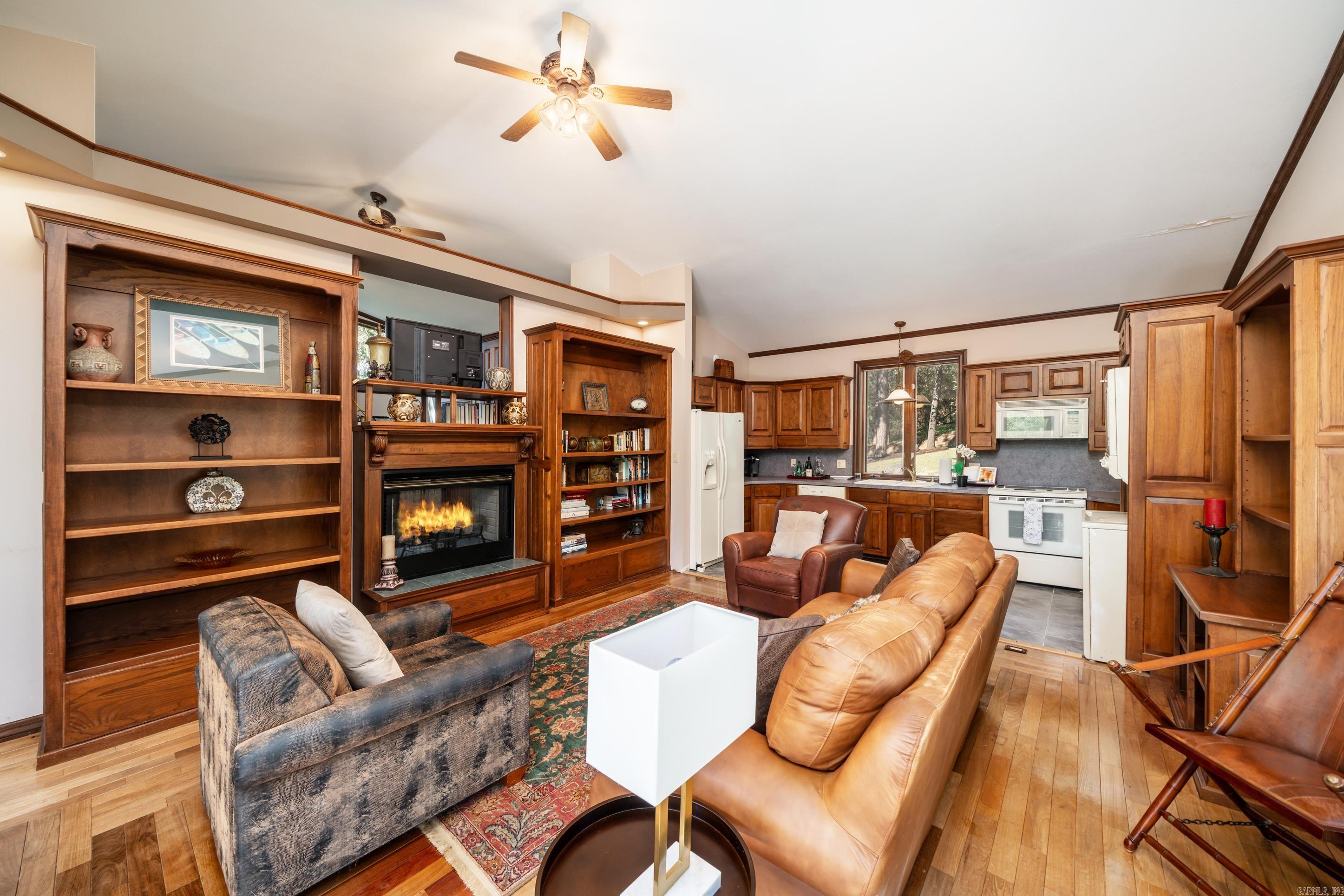412 Long Island Dr Hot Springs, AR 71913