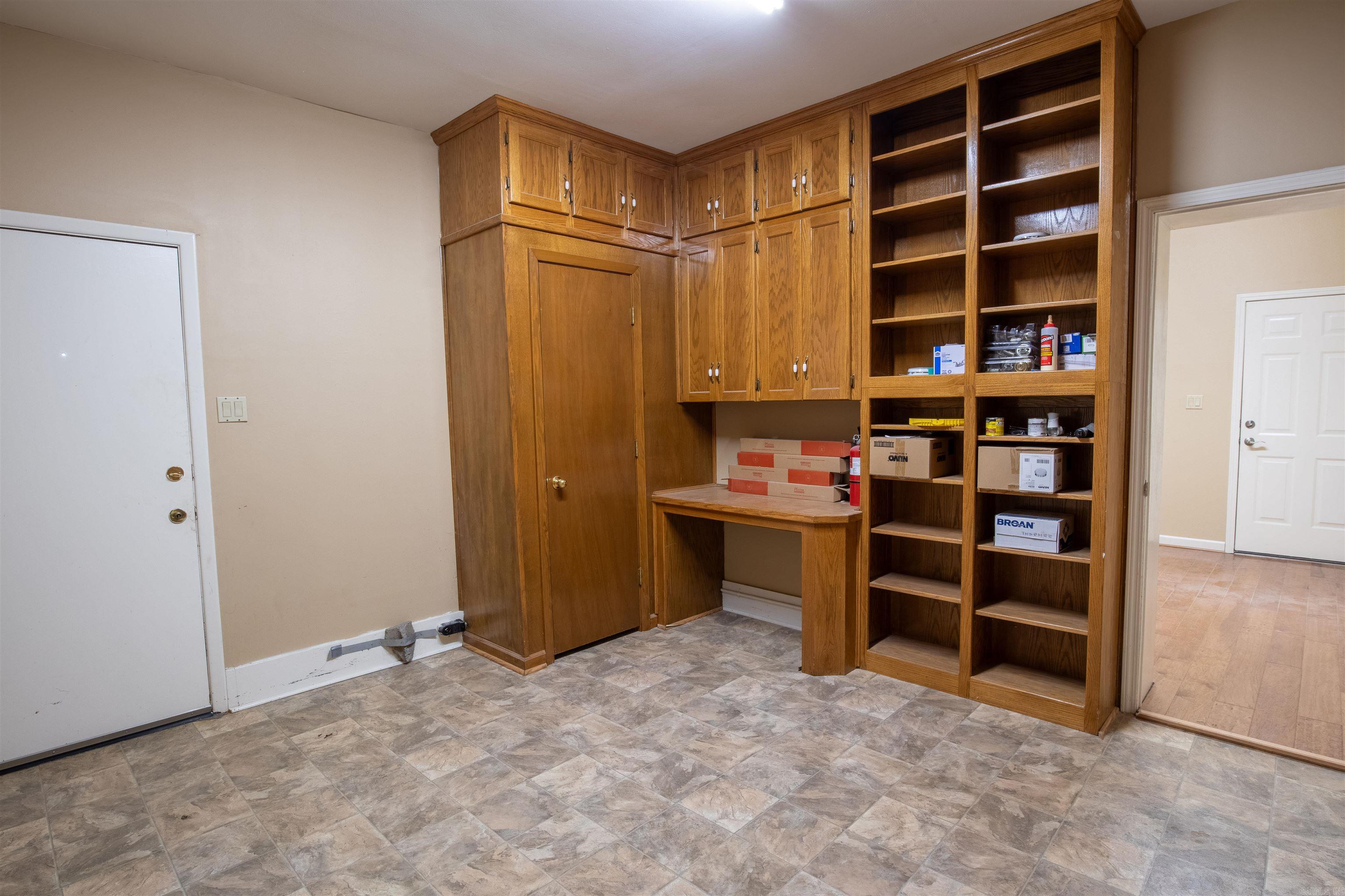 16000  Faulkner Lake  North Little Rock, AR