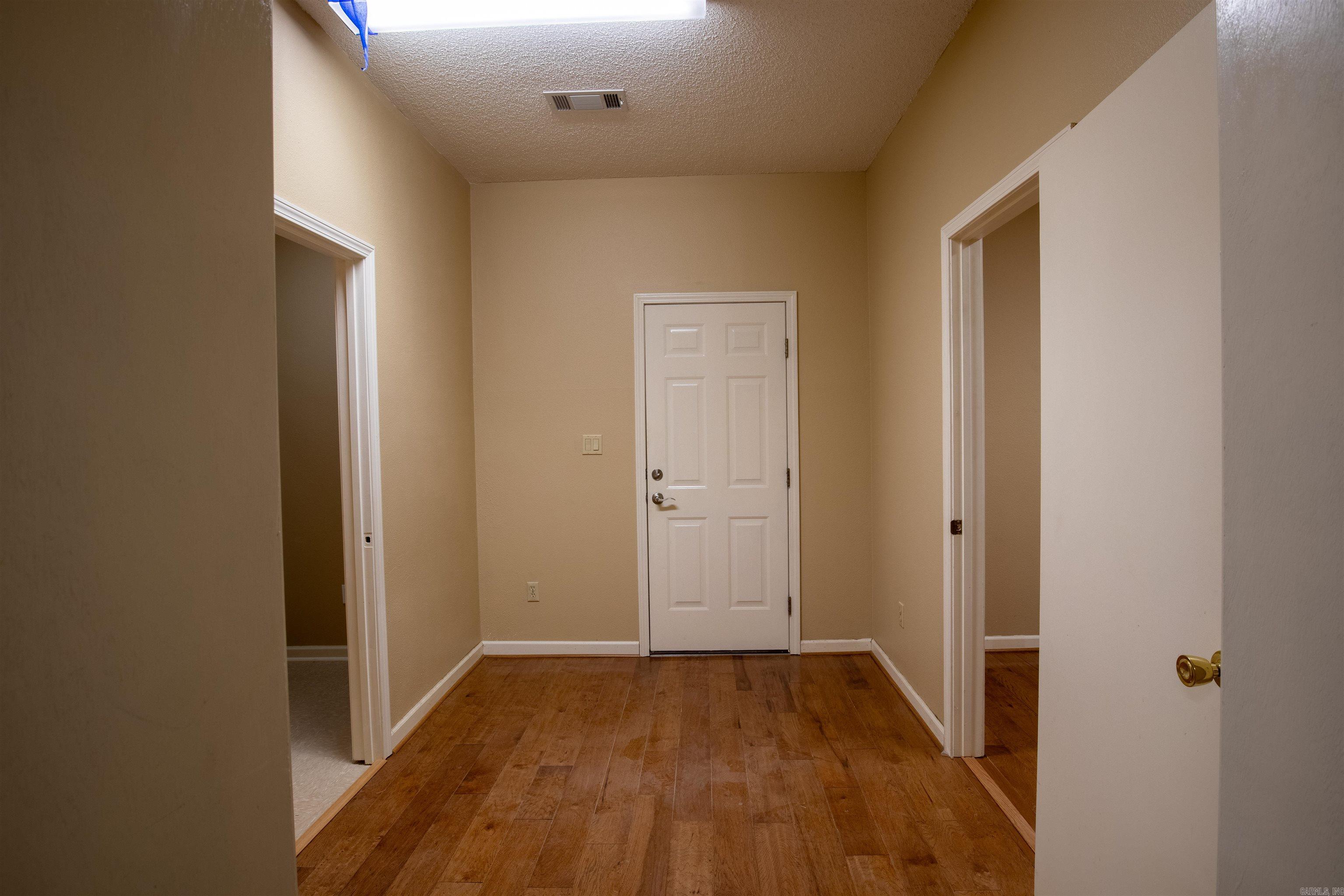 16000  Faulkner Lake  North Little Rock, AR