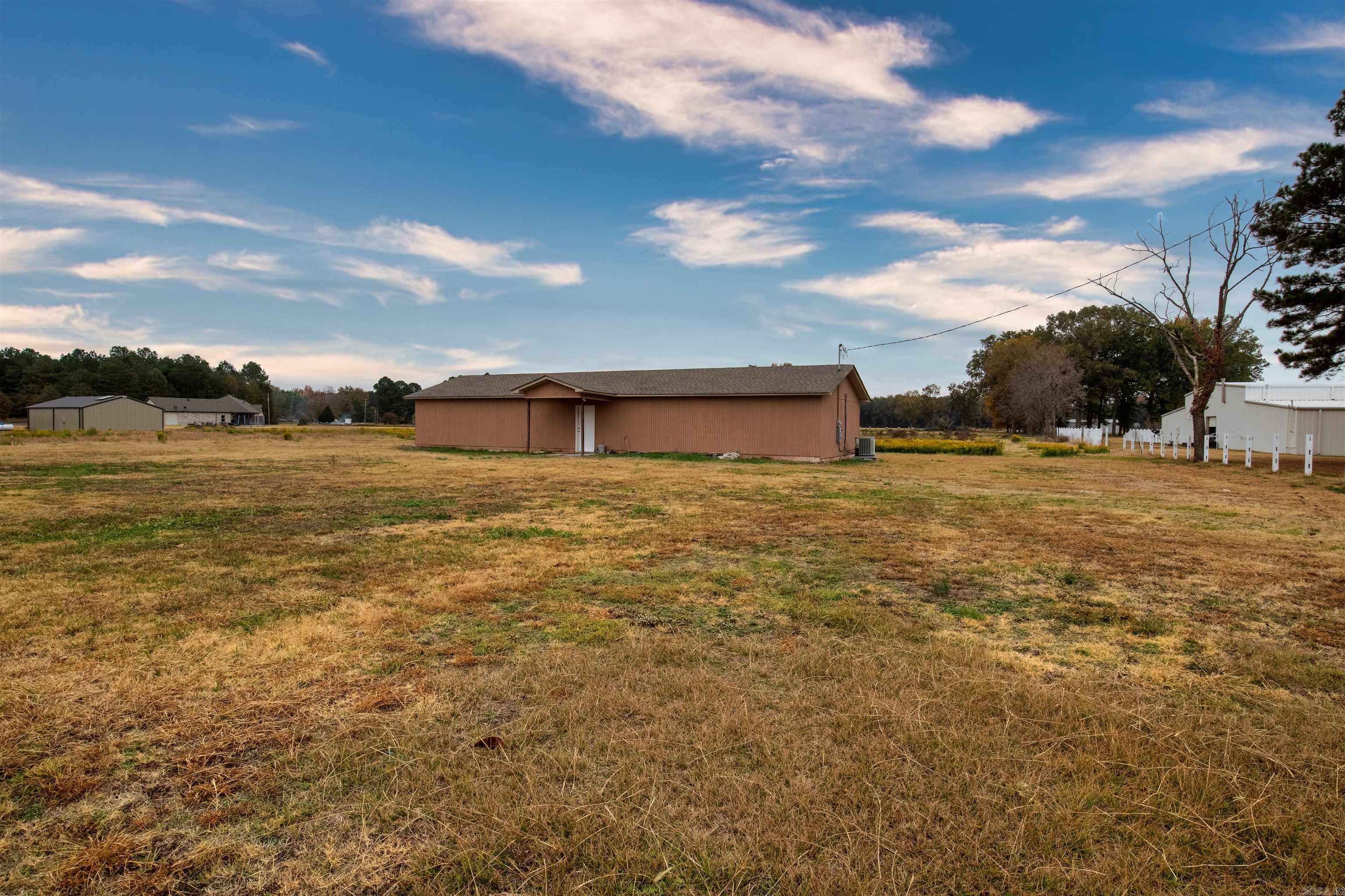 16000  Faulkner Lake  North Little Rock, AR