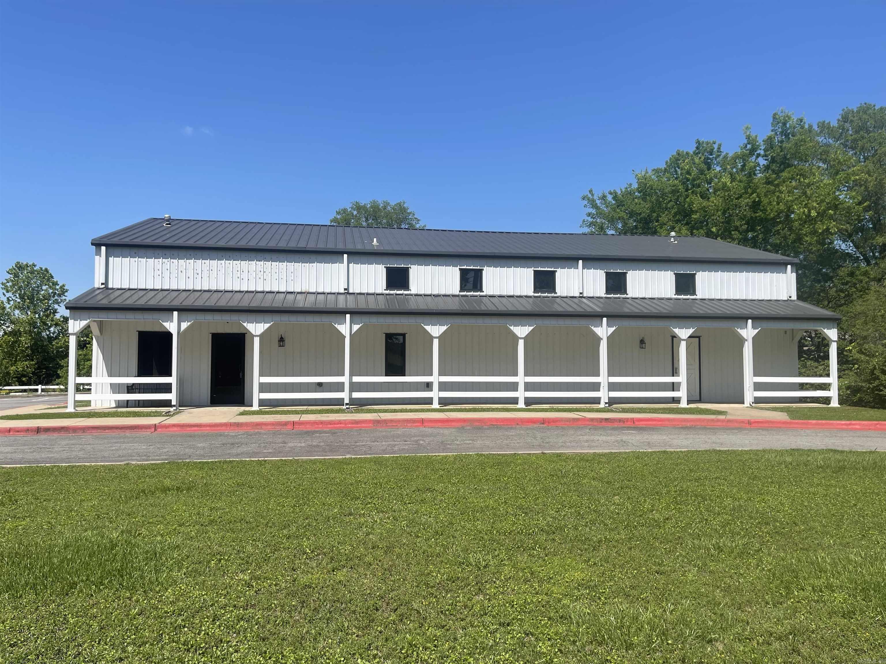 221 E German  Conway, AR