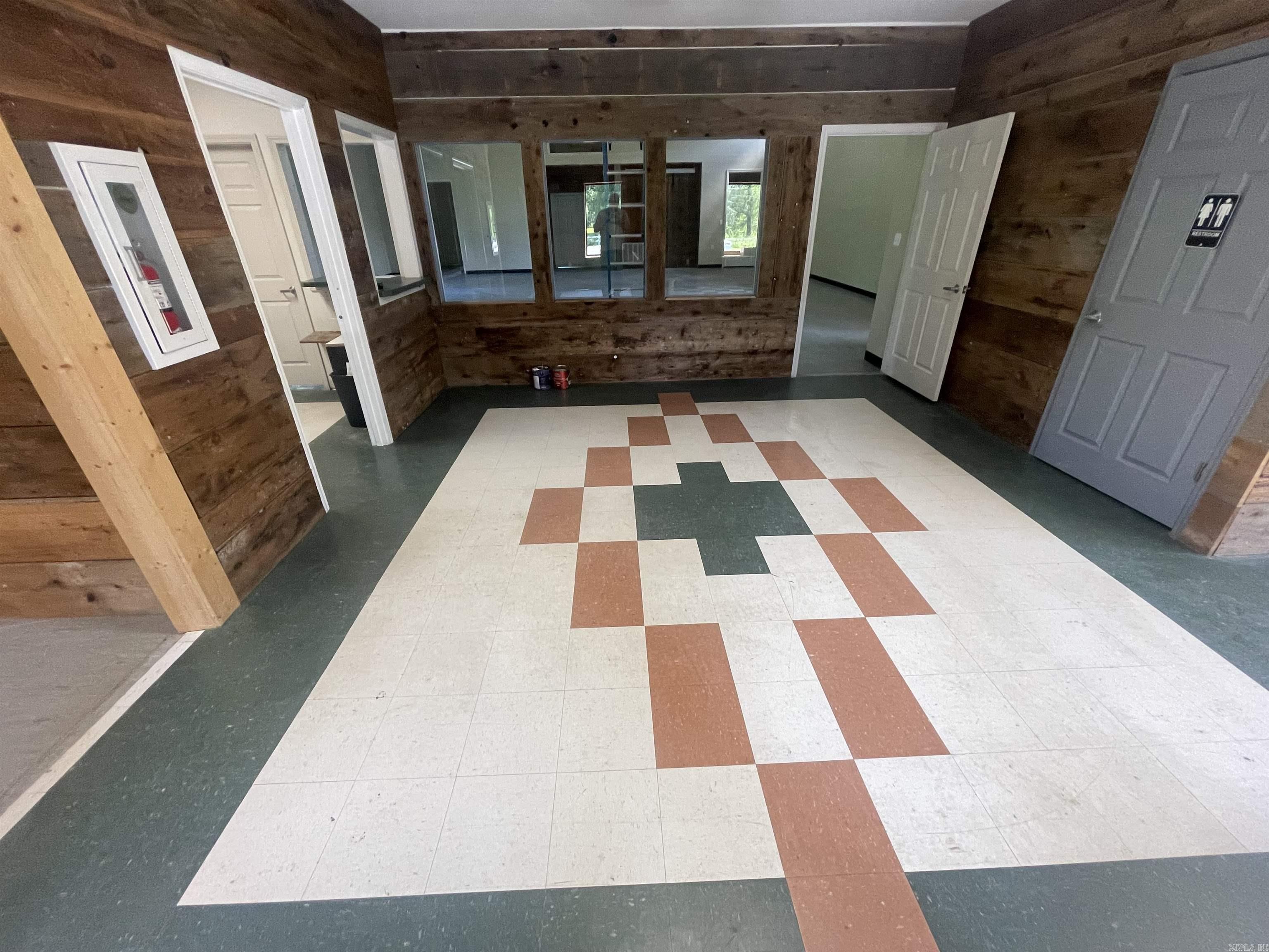 221 E German  Conway, AR