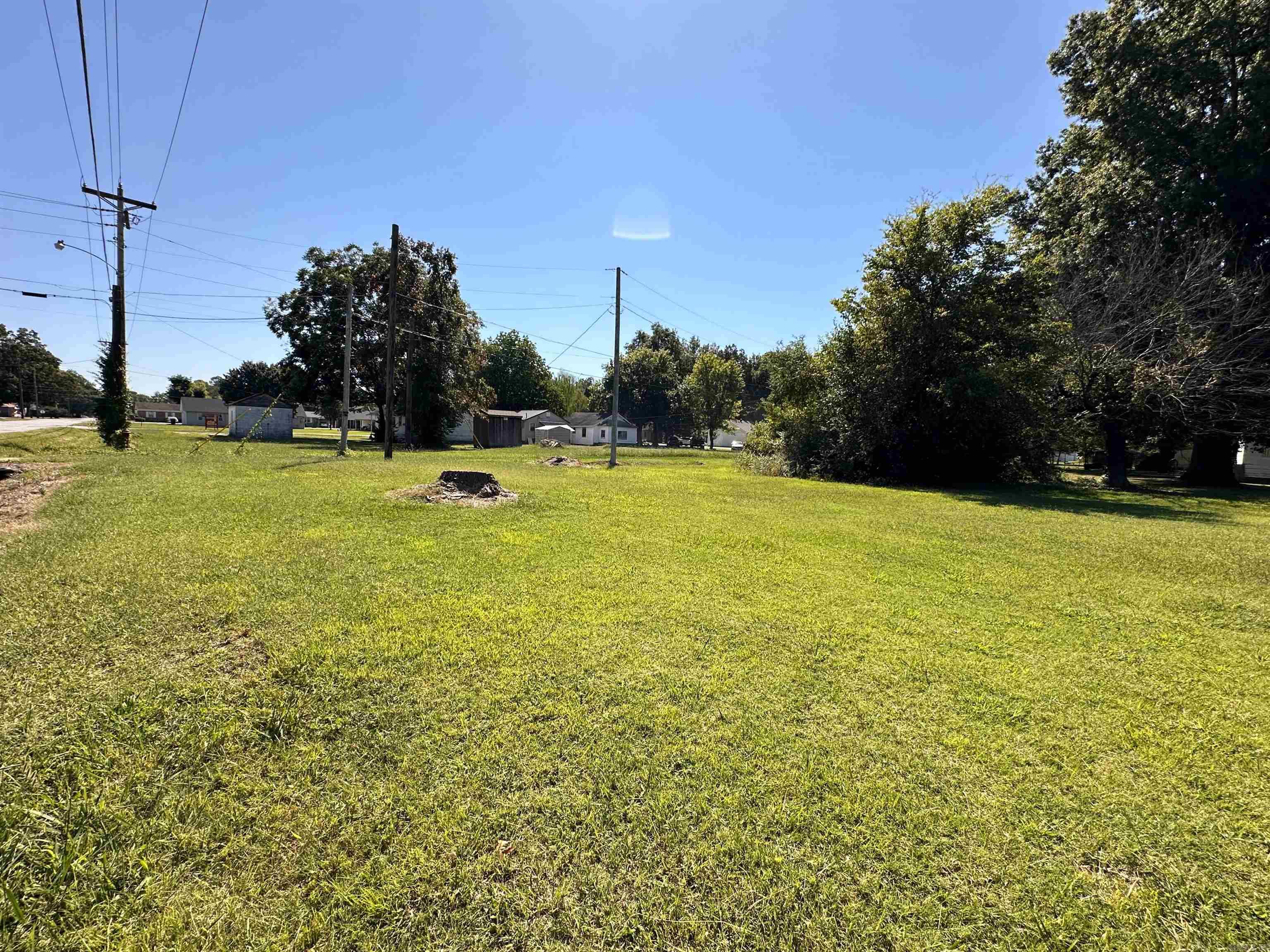 489/ 475 N Taylor  Piggott, AR
