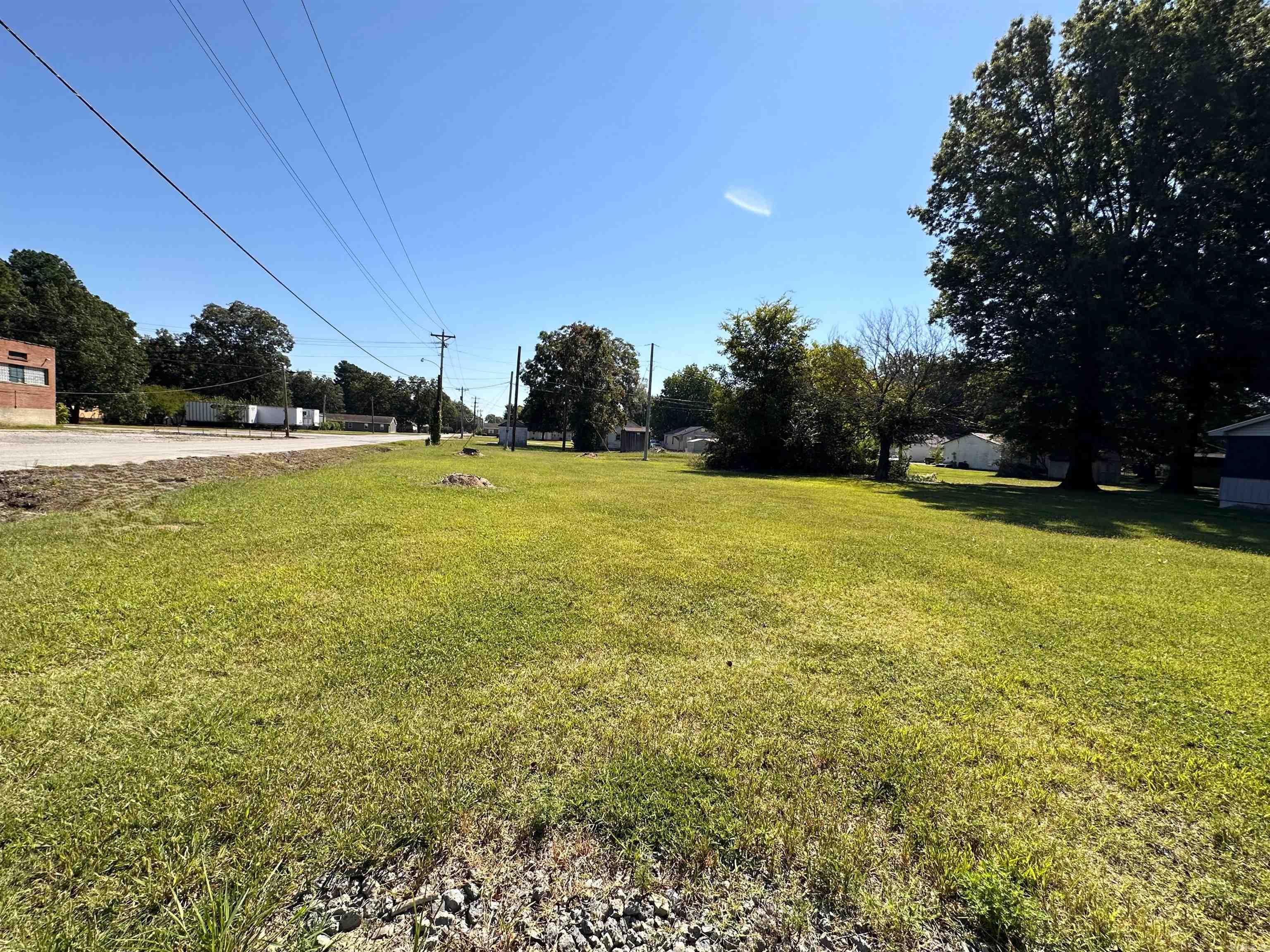 489/ 475 N Taylor  Piggott, AR