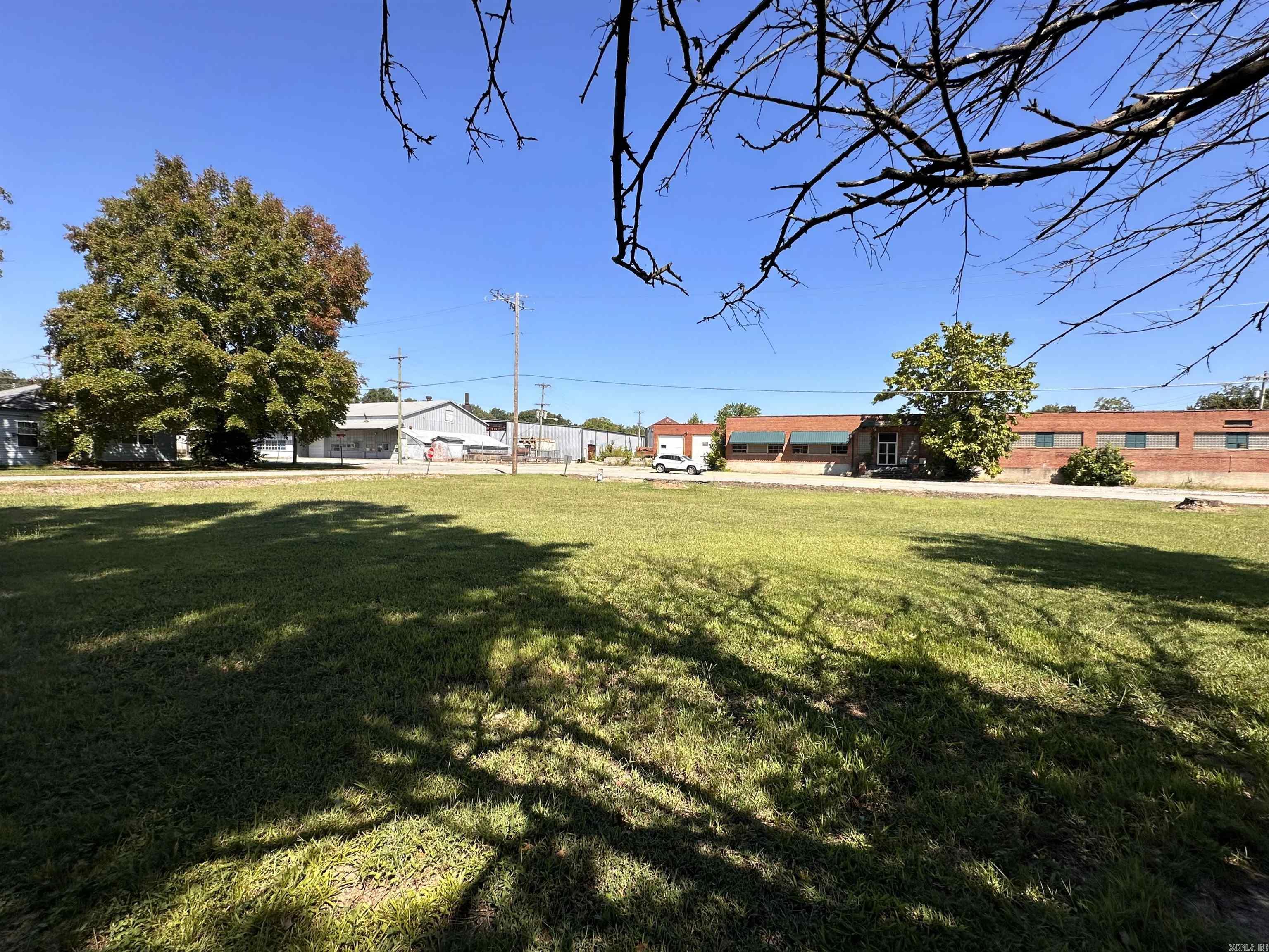 489/ 475 N Taylor  Piggott, AR