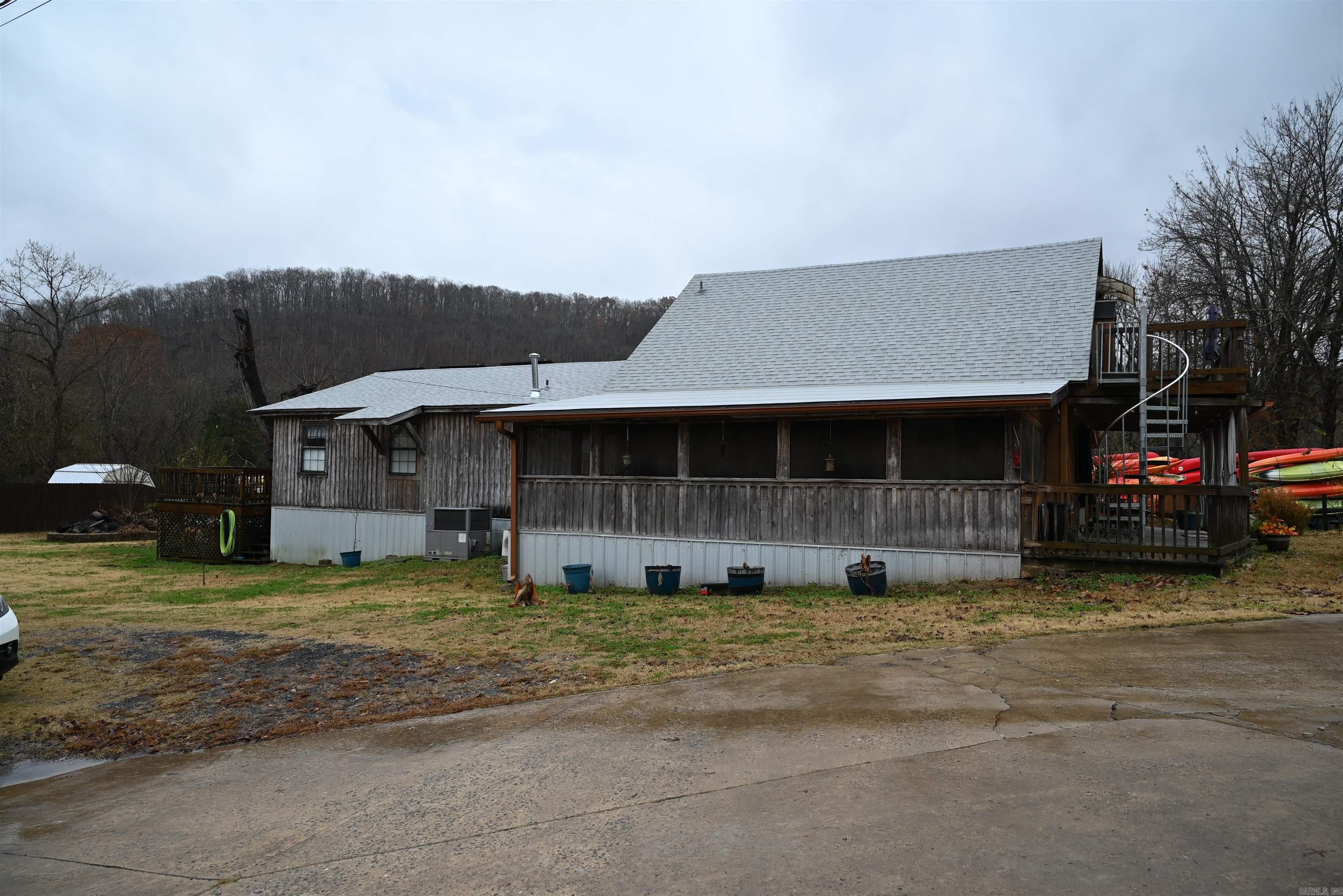 22 N Frost St. Gilbert, AR 72675