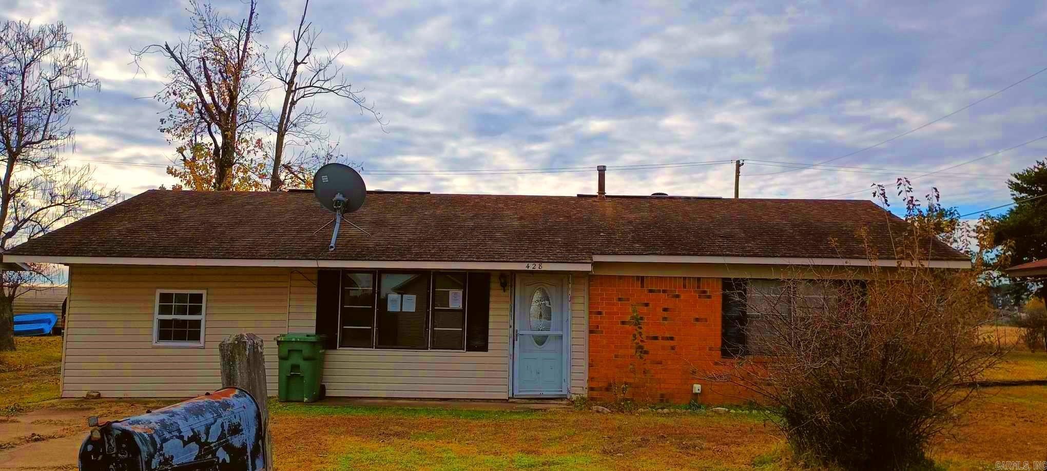 For Sale 428 Affinity Street, Hoxie, AR 72433 2 Beds / 1 Full Bath