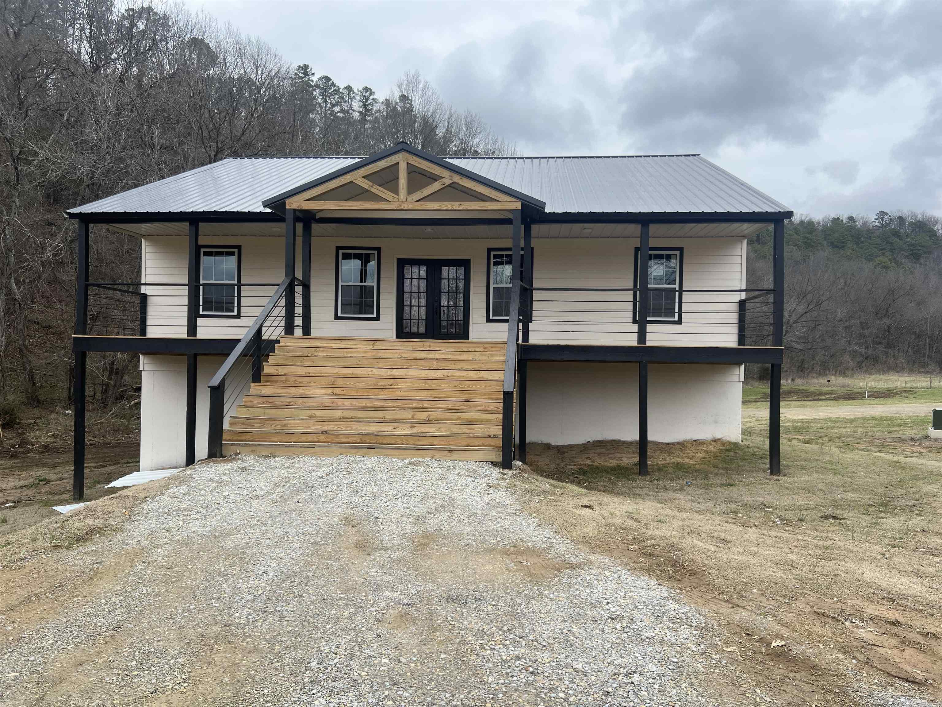 304  Crockett  Norfork, AR
