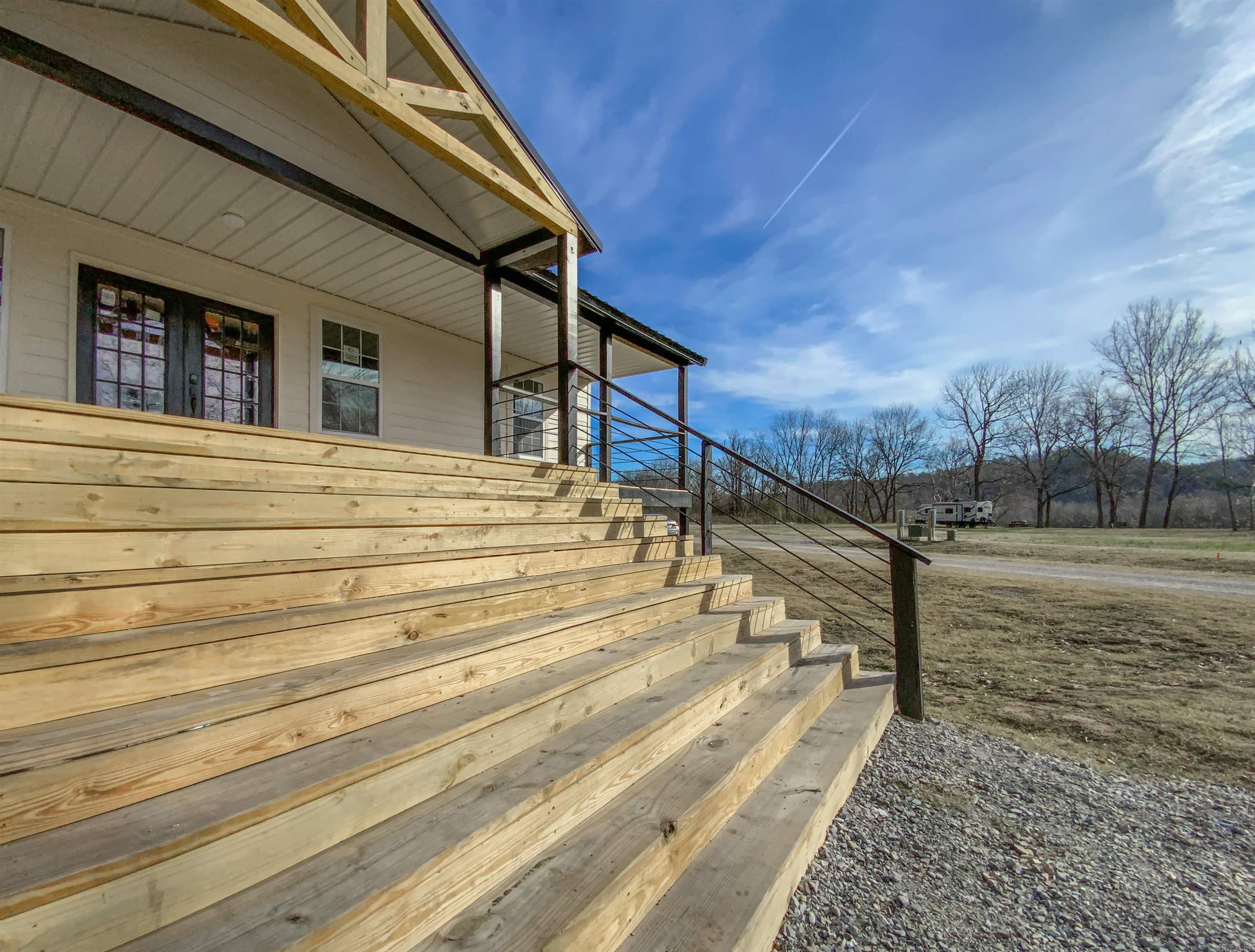 304  Crockett  Norfork, AR