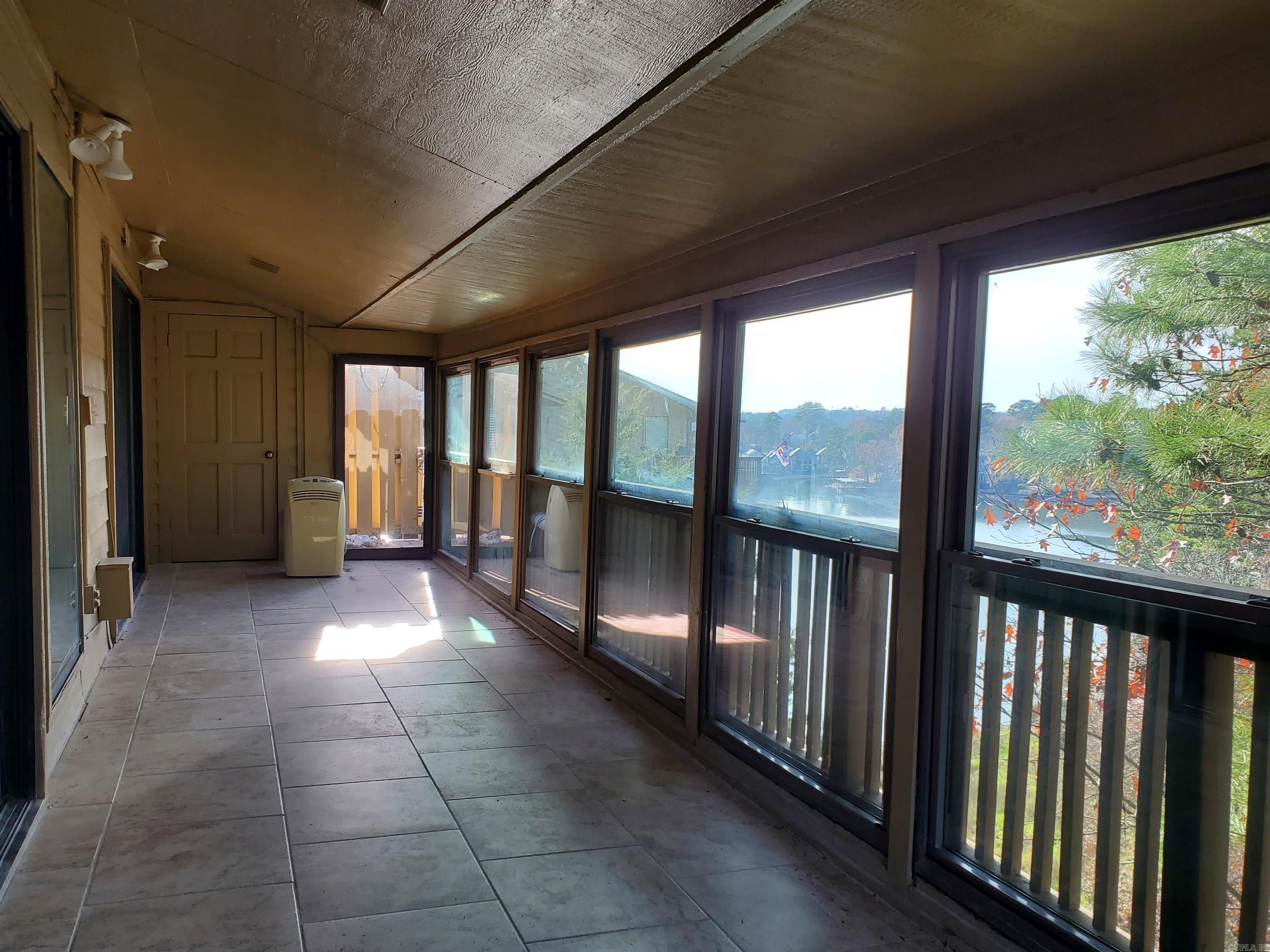 724  Weston Rd  Lake Hamilton, AR