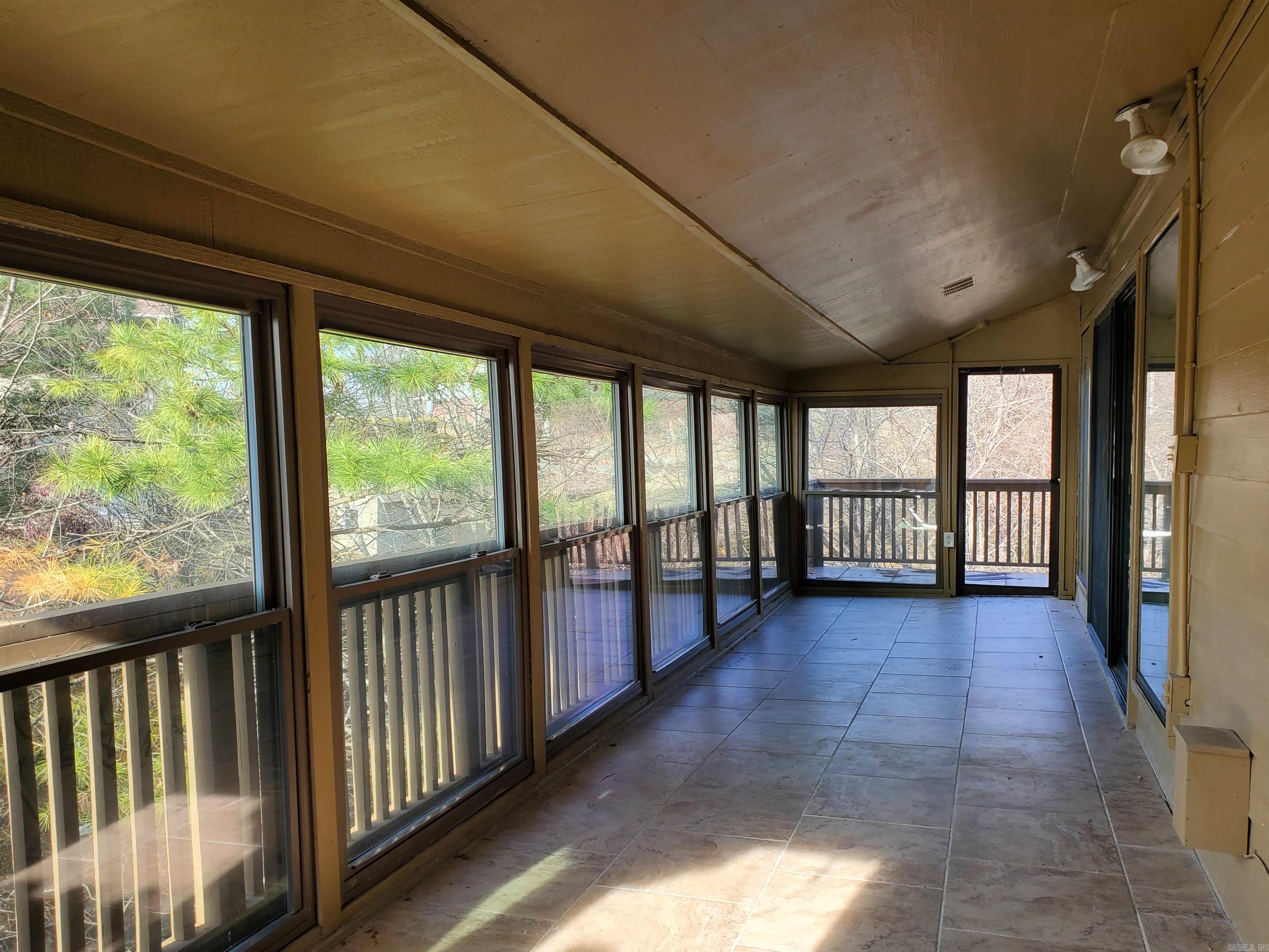 724  Weston Rd  Lake Hamilton, AR