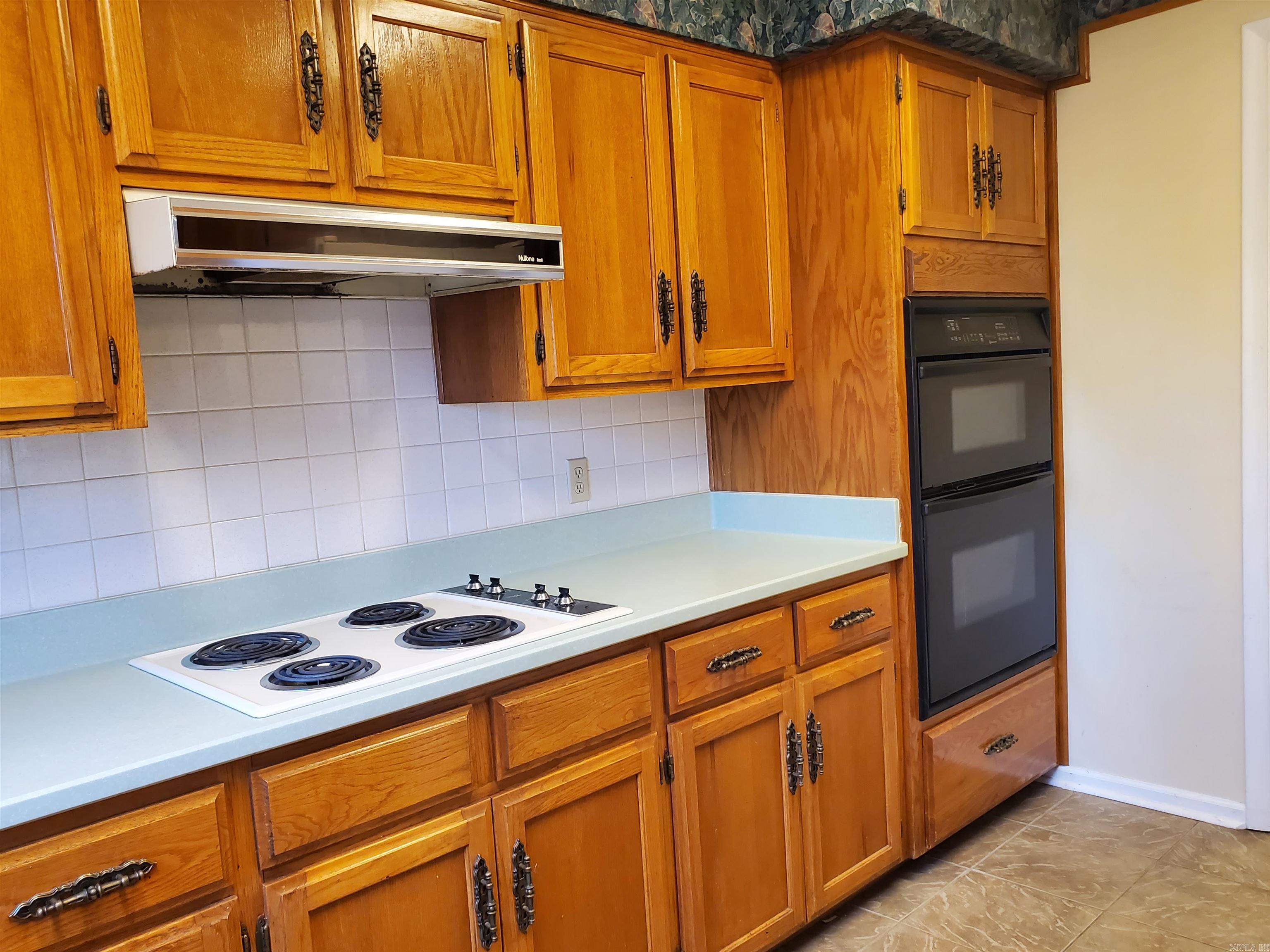 724  Weston Rd  Lake Hamilton, AR