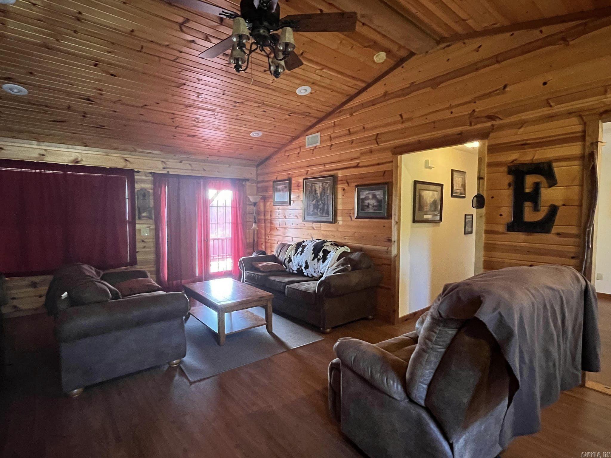 1009  Arvid Maeland Blvd.  Mountain View, AR